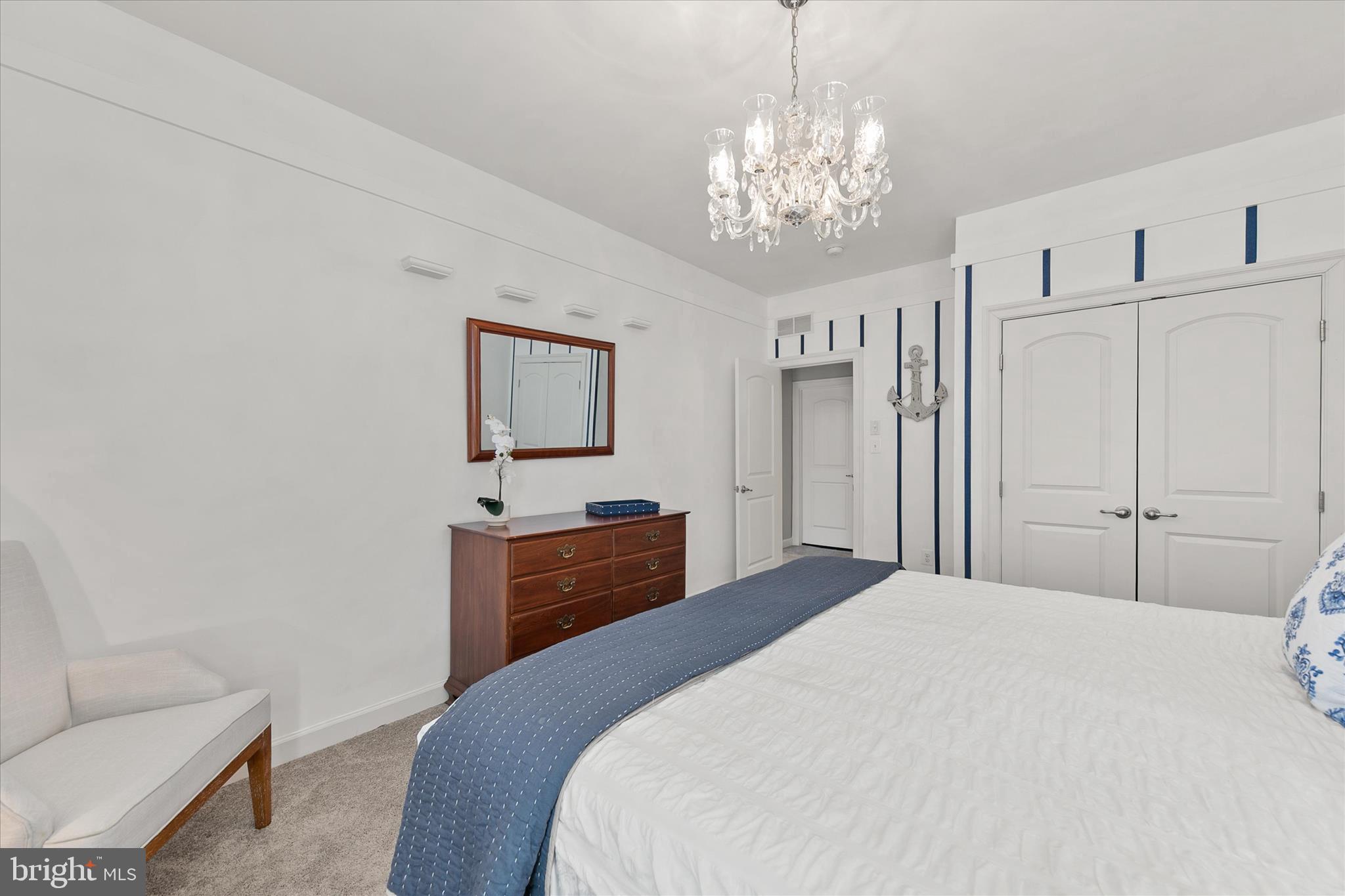 PENINSULA - Residential