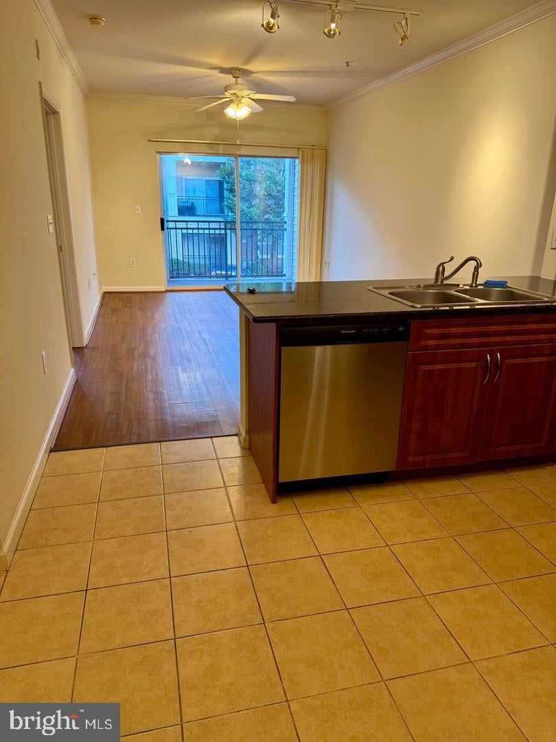 12945 CENTRE PARK CIRCLE 204