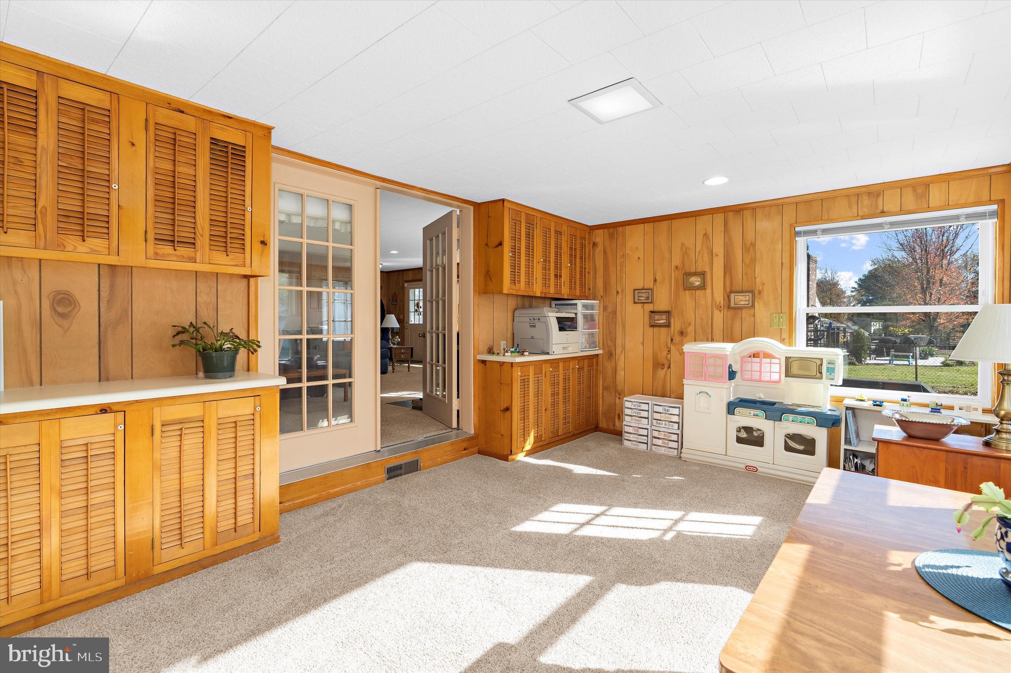 COLLEGE HEIGHTS - Residential