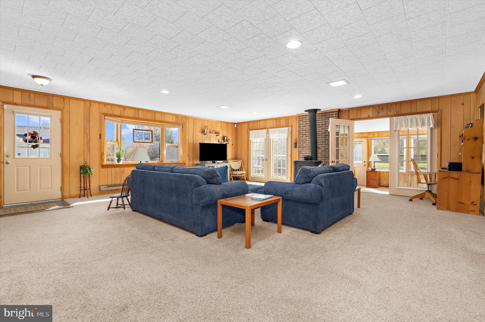 COLLEGE HEIGHTS - Residential