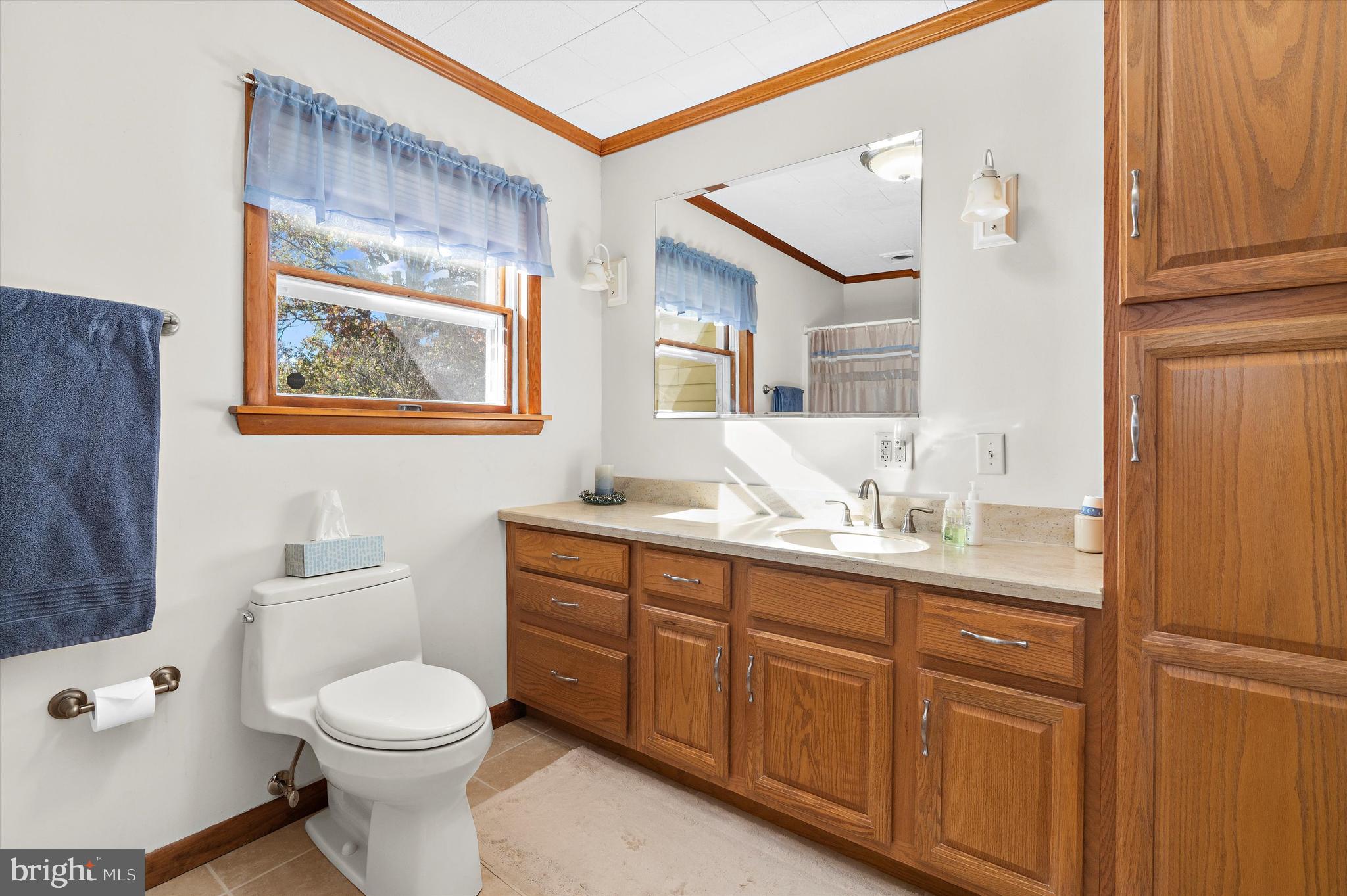 COLLEGE HEIGHTS - Residential