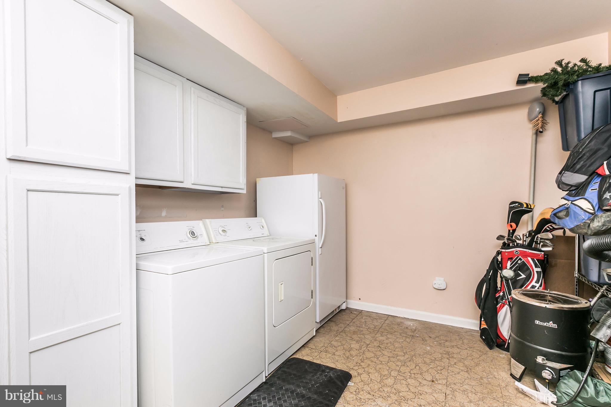 LAKE LOUISE - Residential