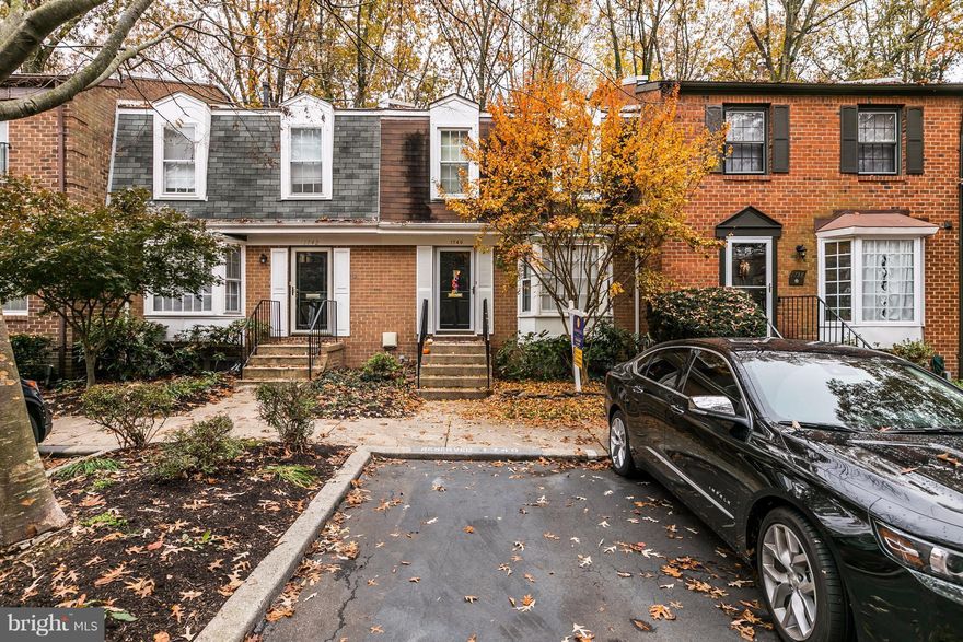 Located in the popular community of Lake Louise, this townhouse at the end of a circle off Crofton Parkway. With 3 bedrooms, 2 full baths, 2 half baths, a fully finished basement and a large deck off the back- this home suits a wide range of buyers. Freshly painted throughout. Community has a lovely clubhouse w/ pool. This house is convenient for DC, Annapolis, Baltimore and Ft Meade commuters.