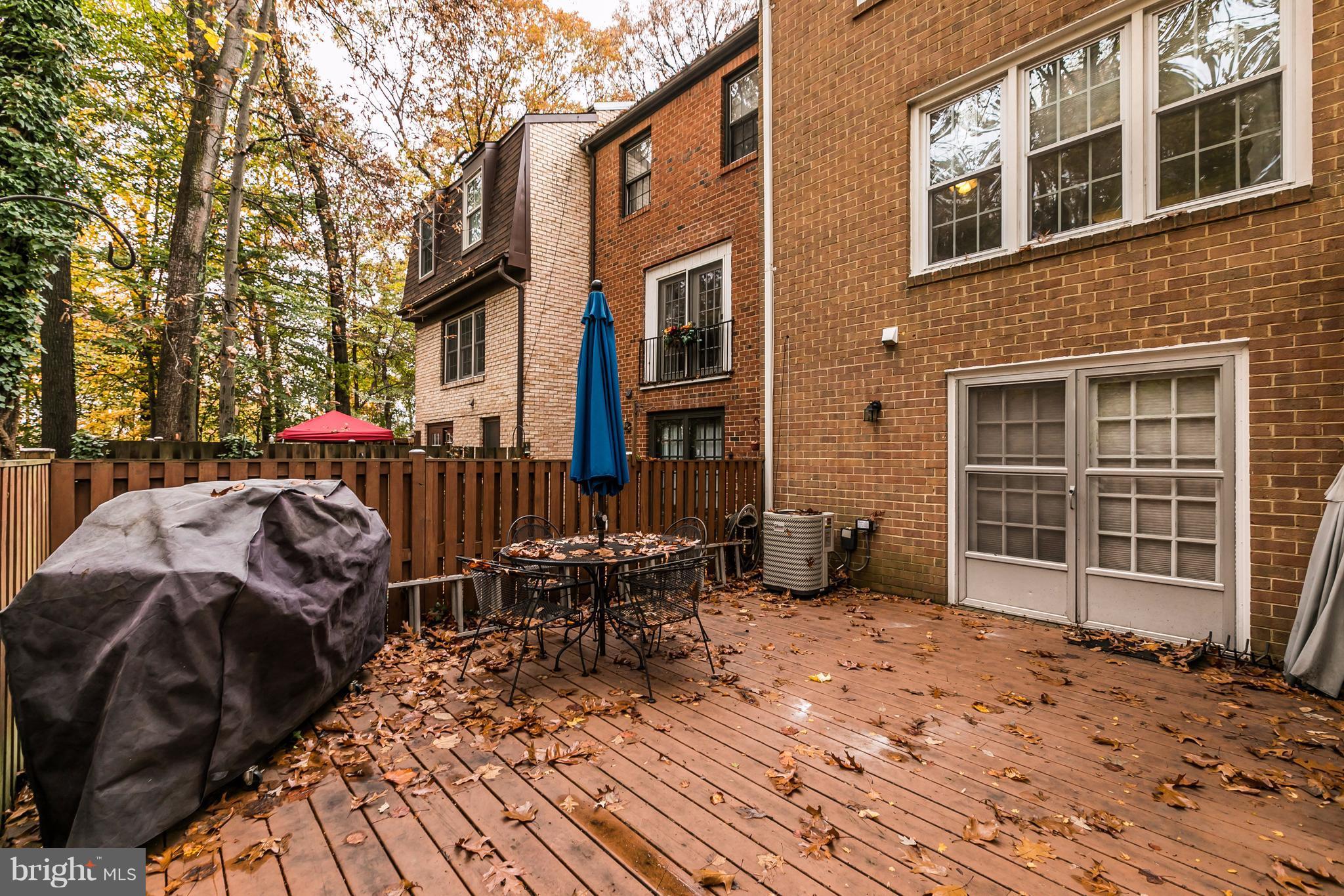 LAKE LOUISE - Residential
