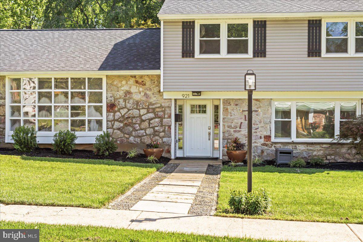 COLLEGE HEIGHTS - Residential