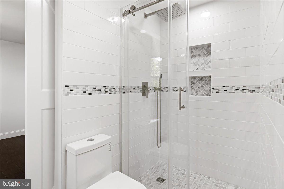 COLLEGE HEIGHTS - Residential