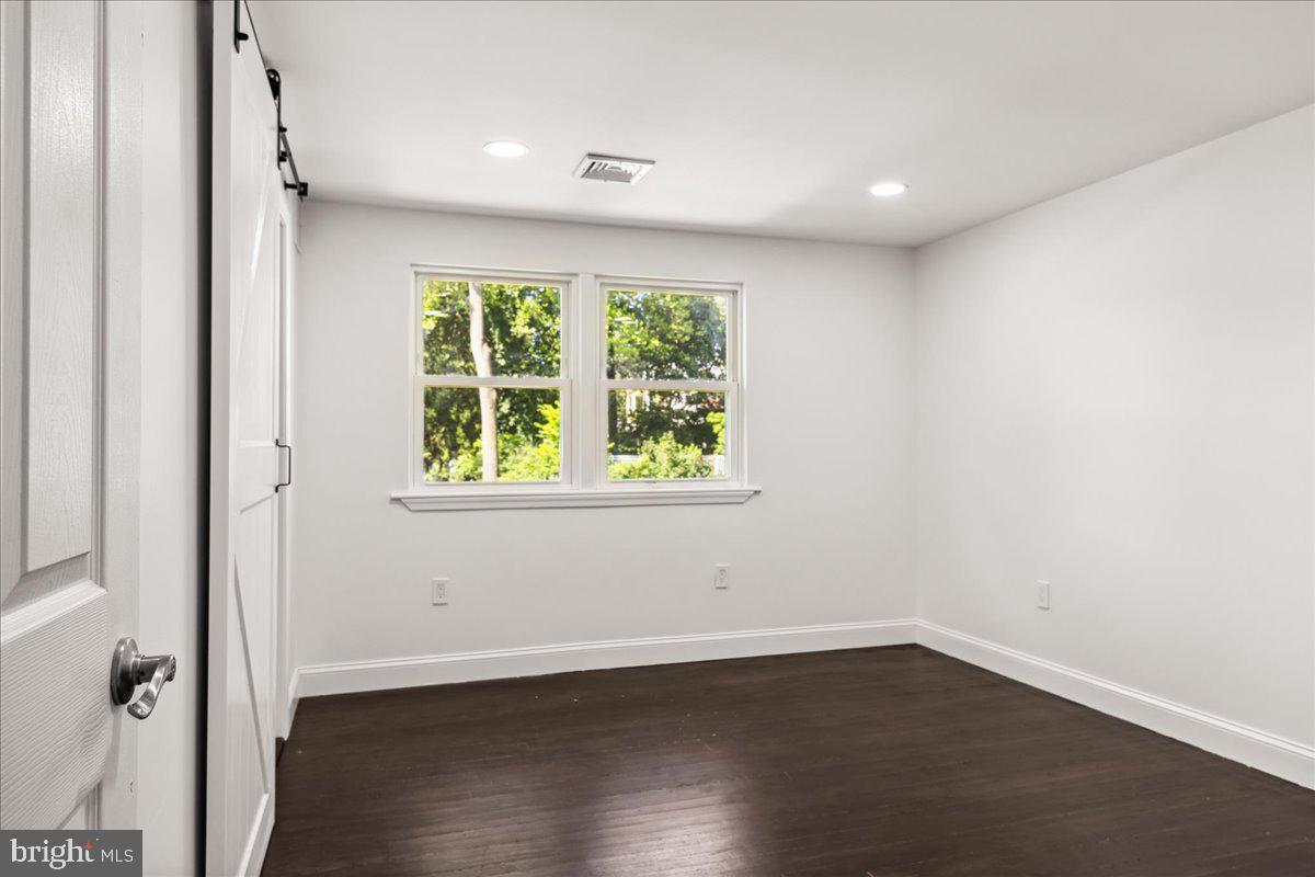 COLLEGE HEIGHTS - Residential