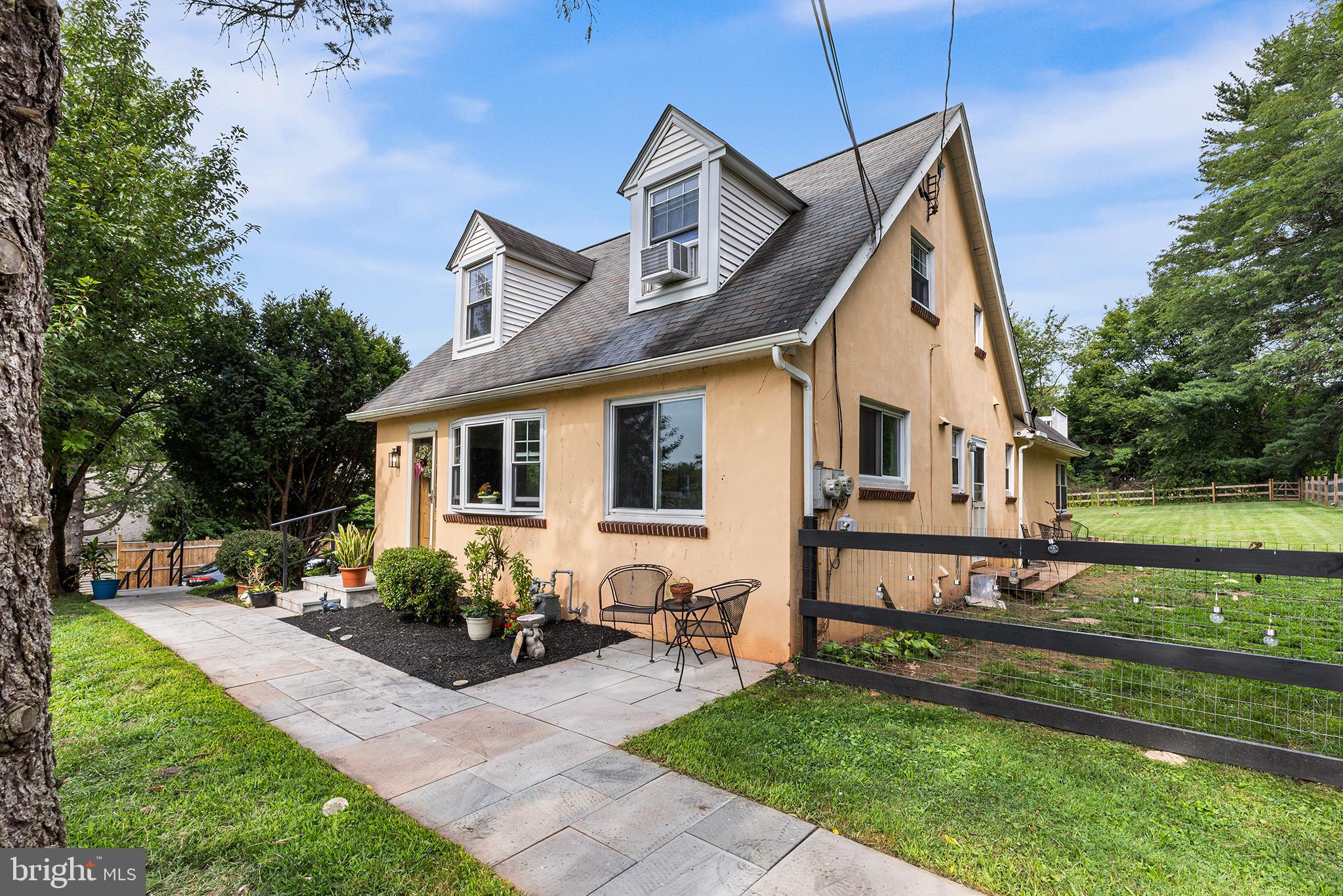 90 E NINTH