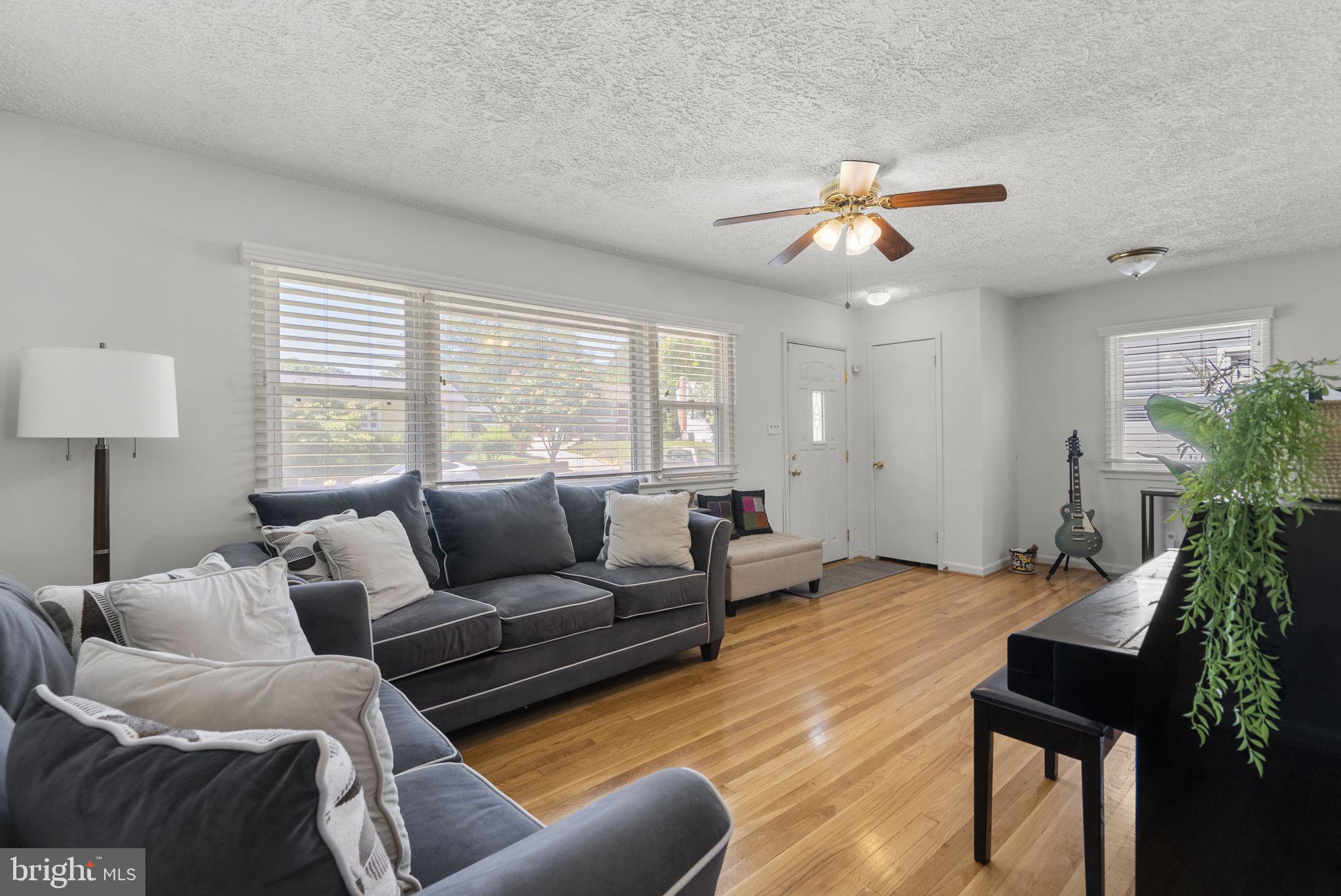 1108 GRANDIN AVENUE