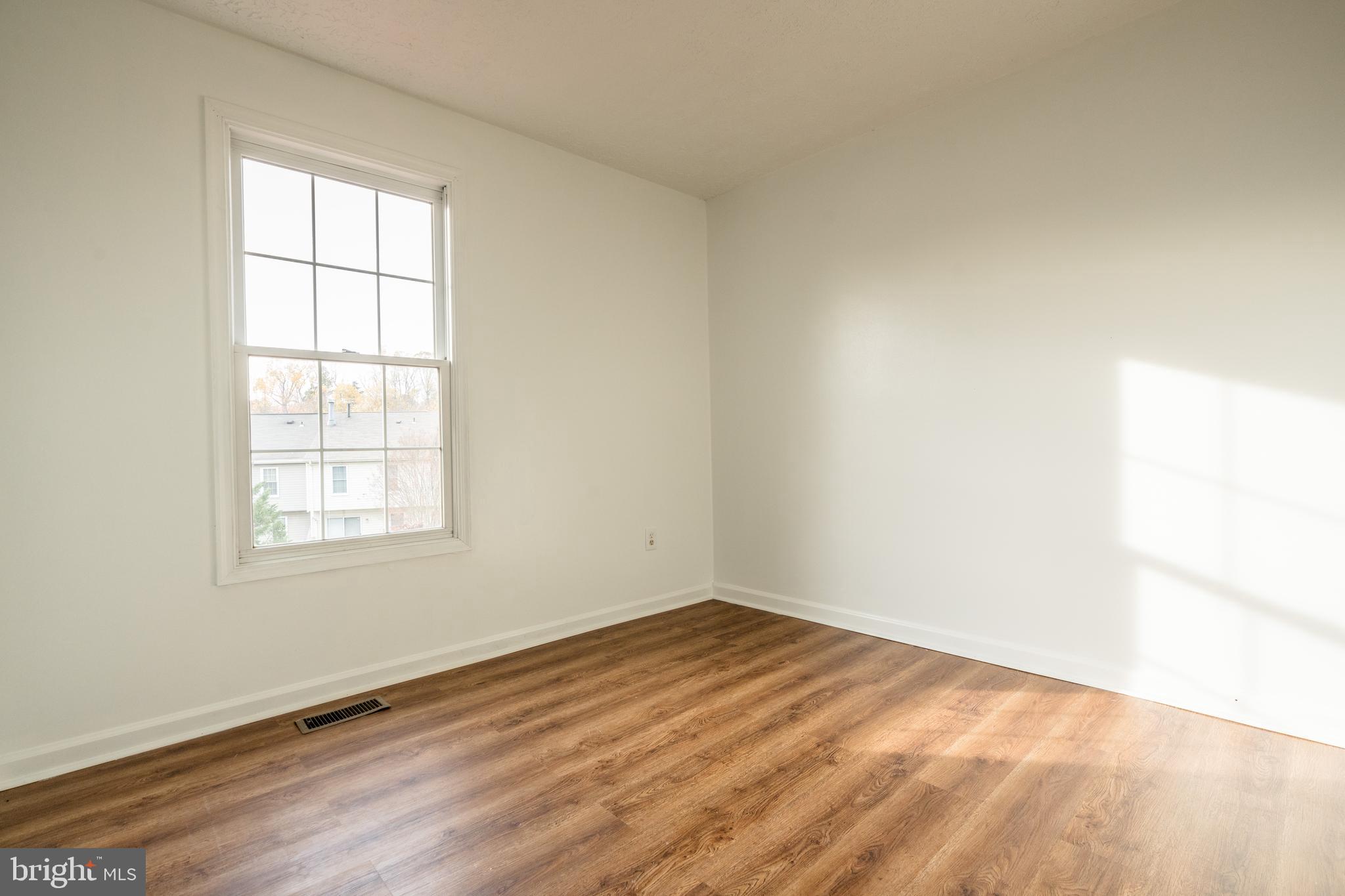 CEDARSIDE FARM - Residential Lease