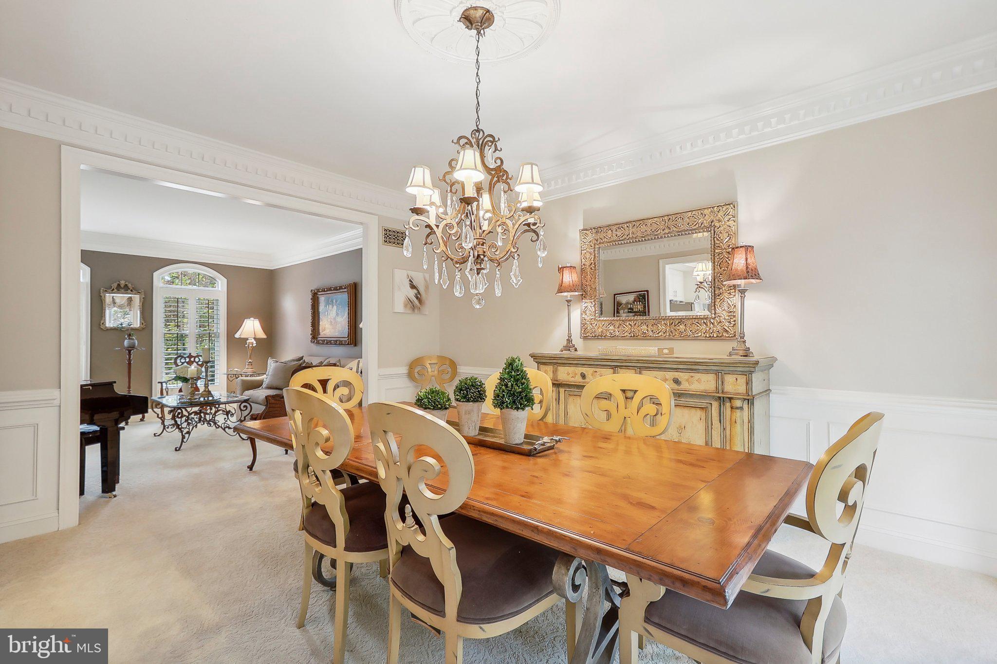 LOWES ISLAND - Residential