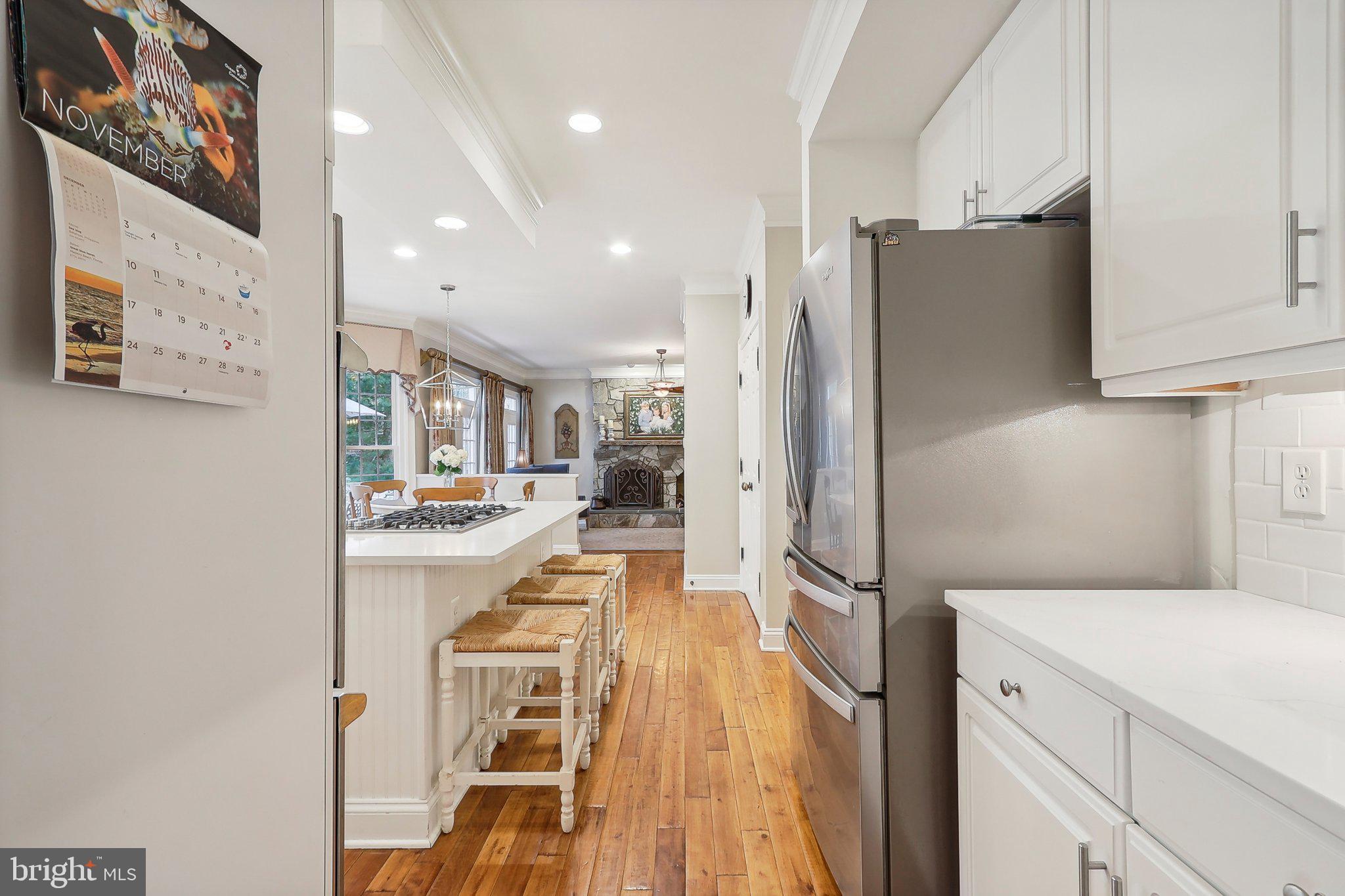 LOWES ISLAND - Residential