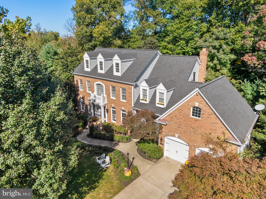 LOWES ISLAND - Residential