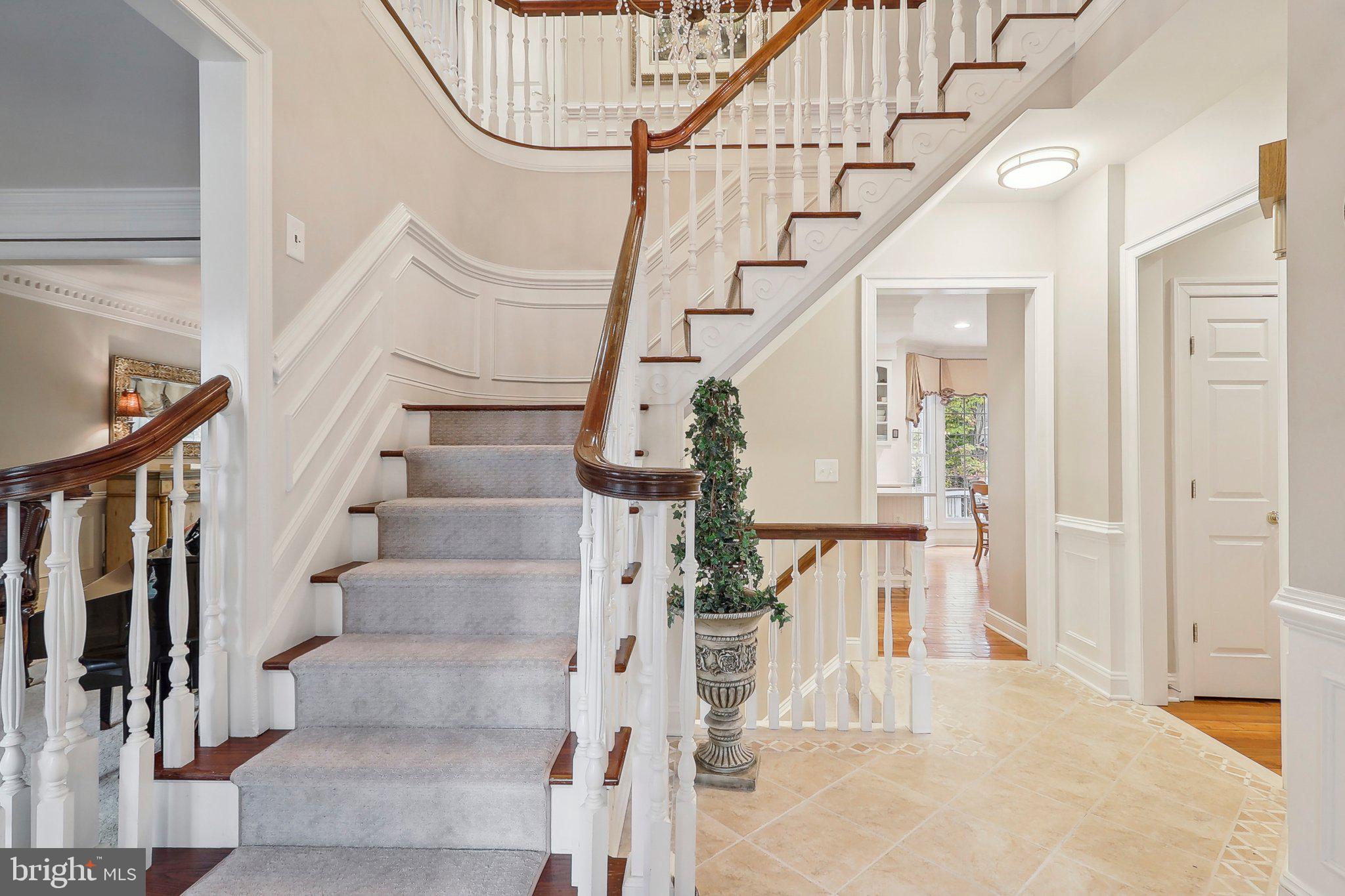 LOWES ISLAND - Residential