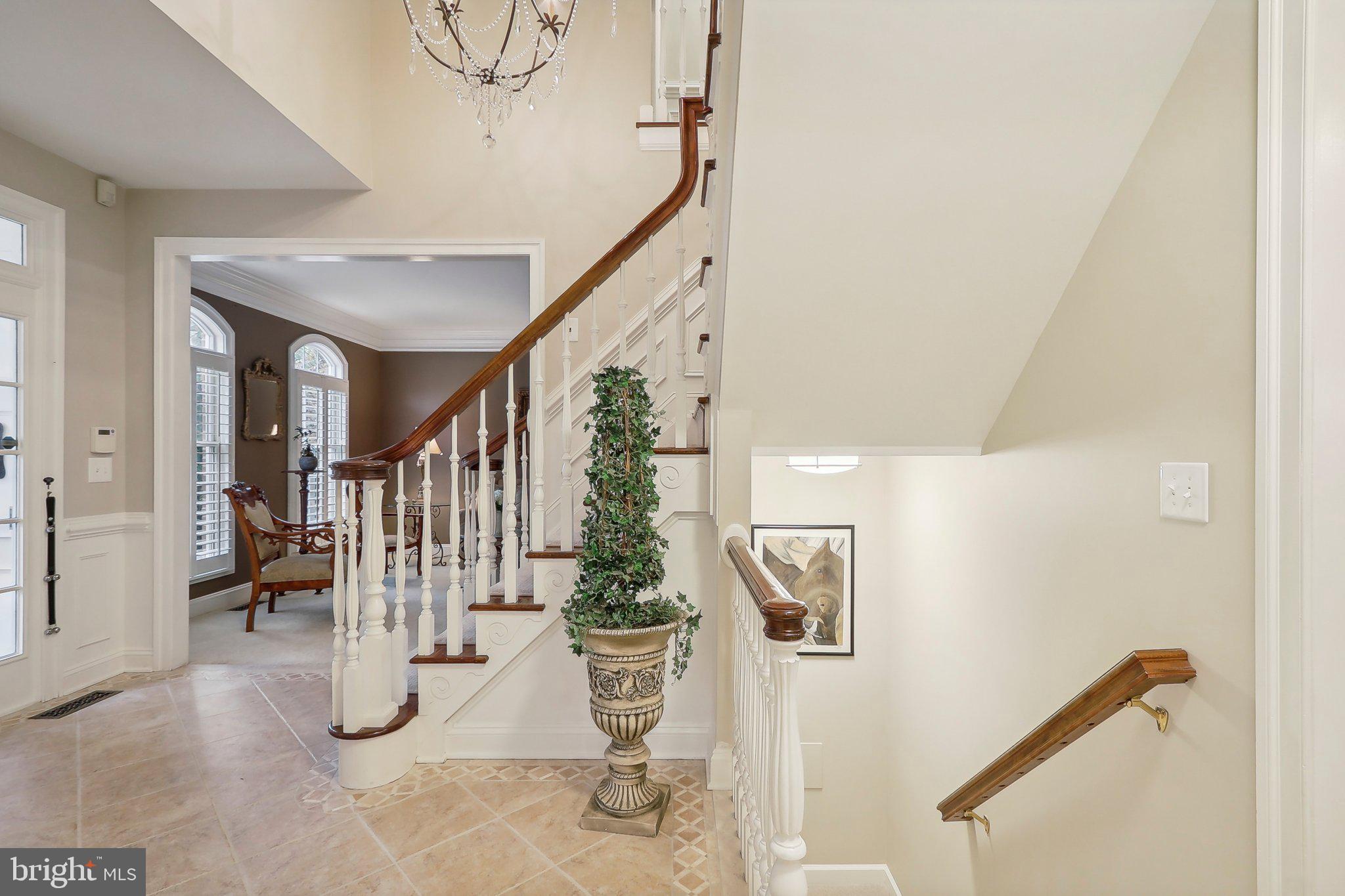 LOWES ISLAND - Residential