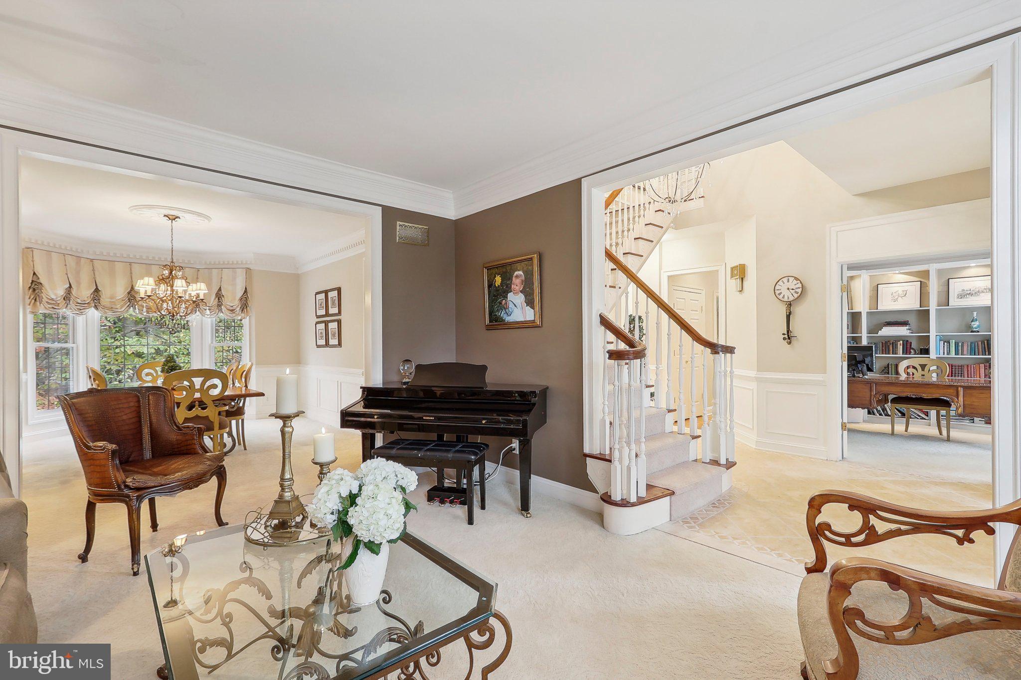 LOWES ISLAND - Residential