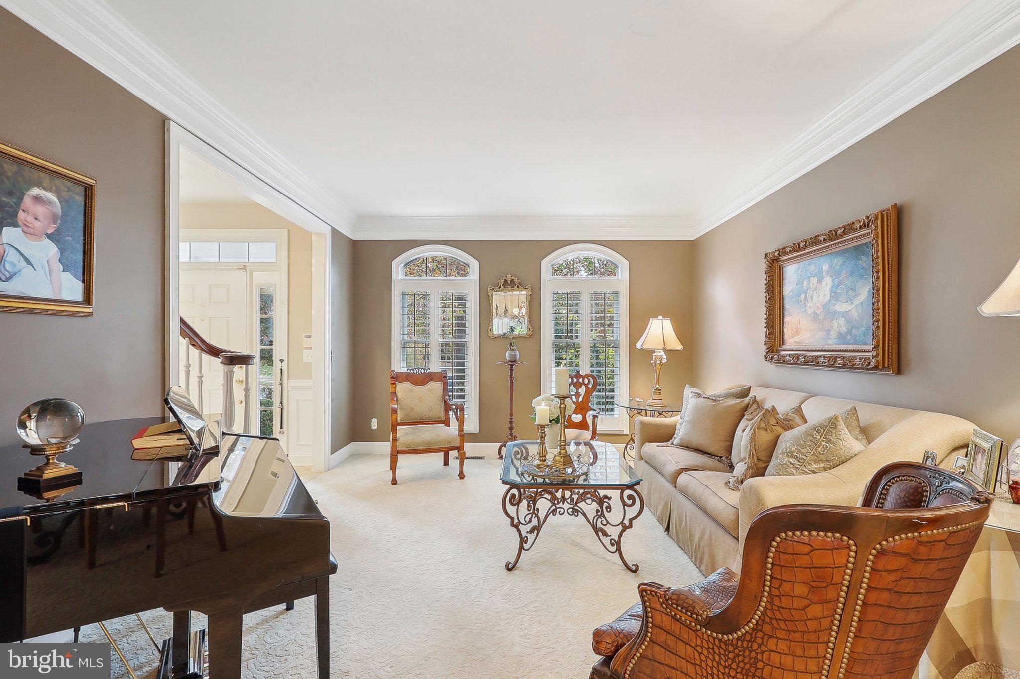 LOWES ISLAND - Residential