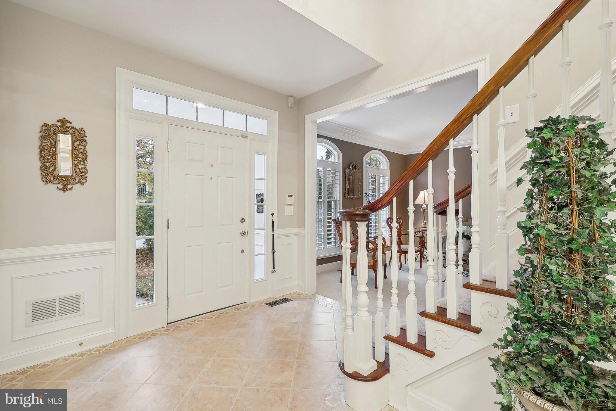 LOWES ISLAND - Residential