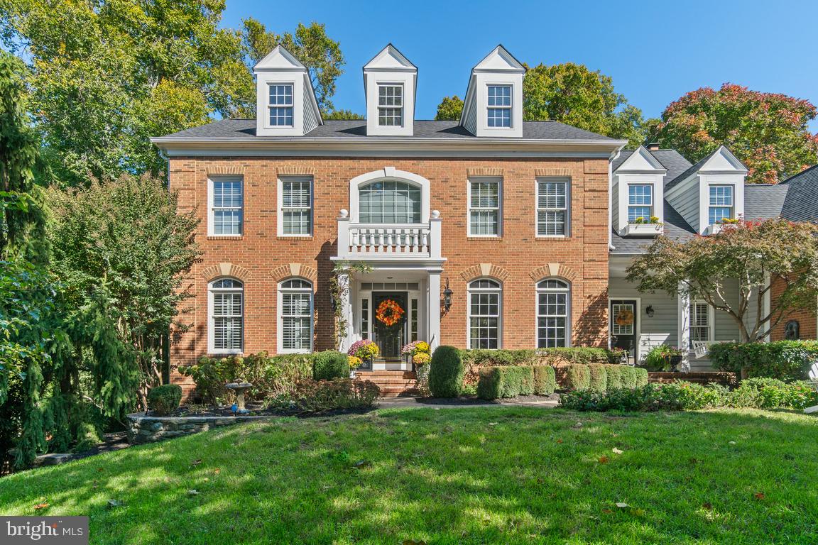 LOWES ISLAND - Residential