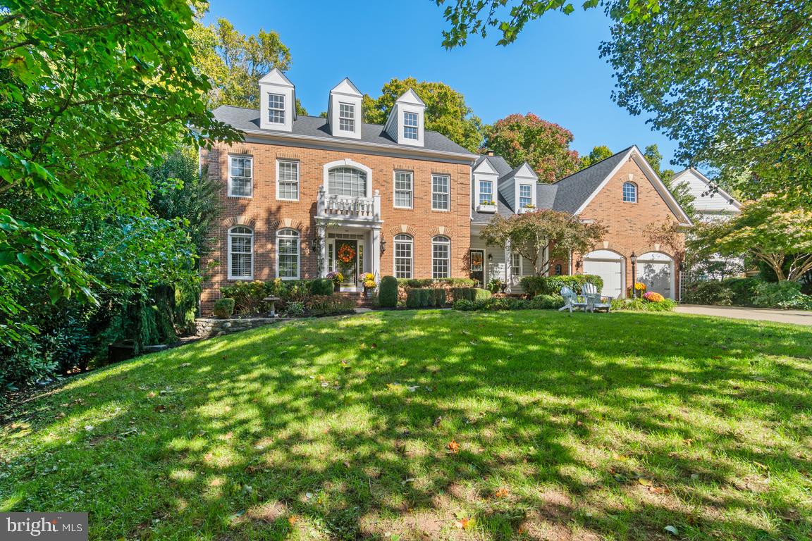 LOWES ISLAND - Residential