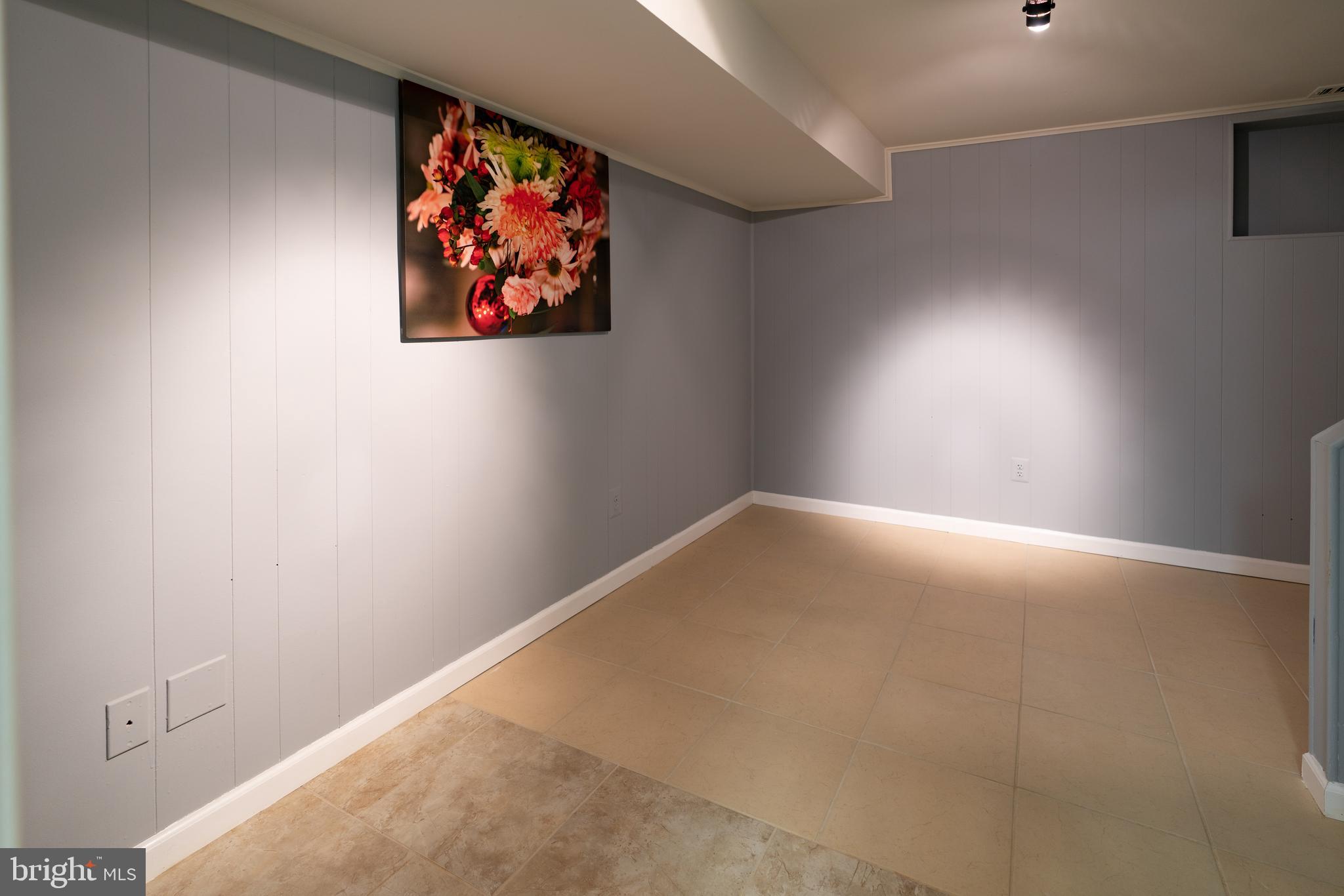 BREN MAR PARK - Residential