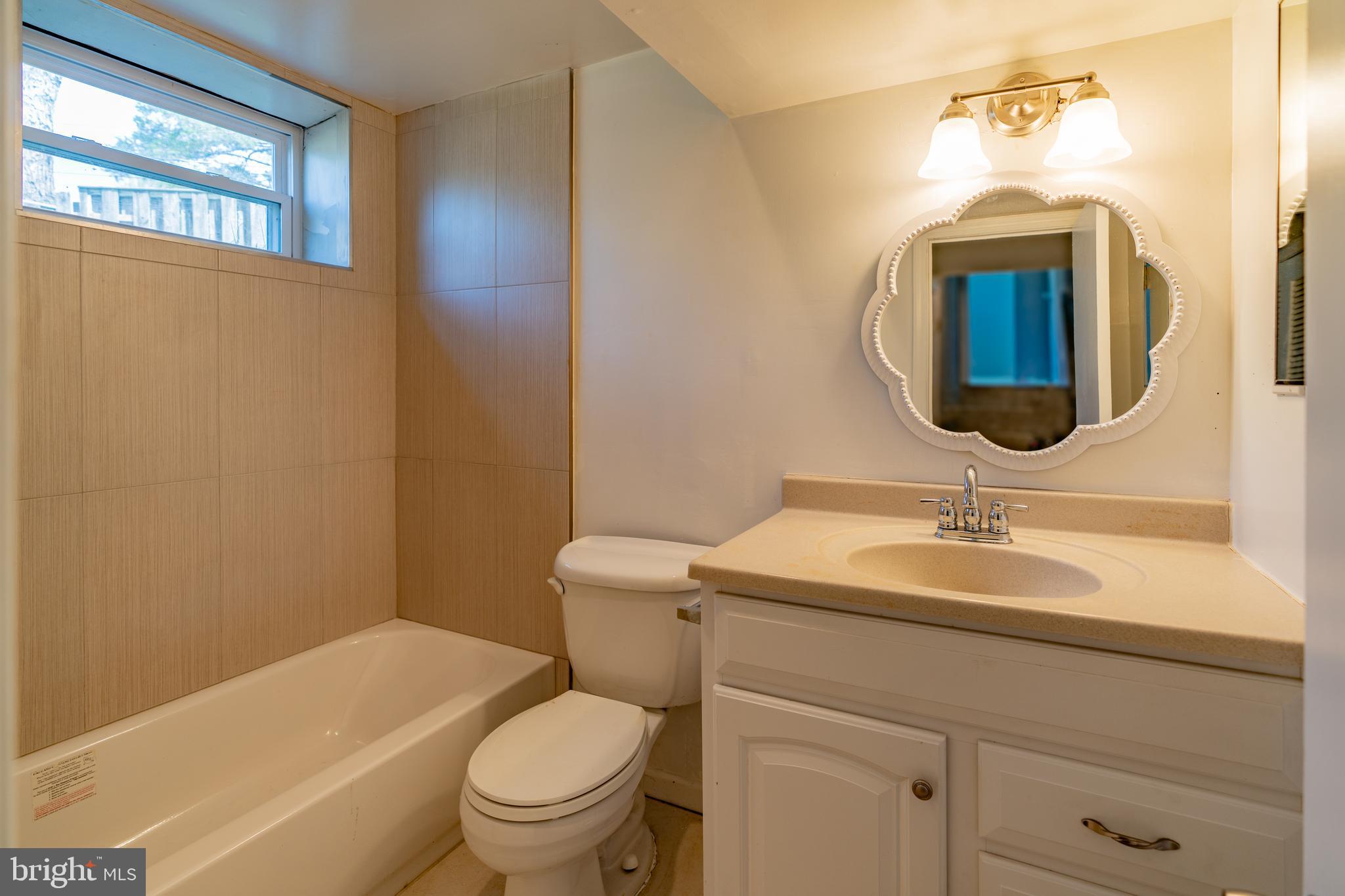 BREN MAR PARK - Residential