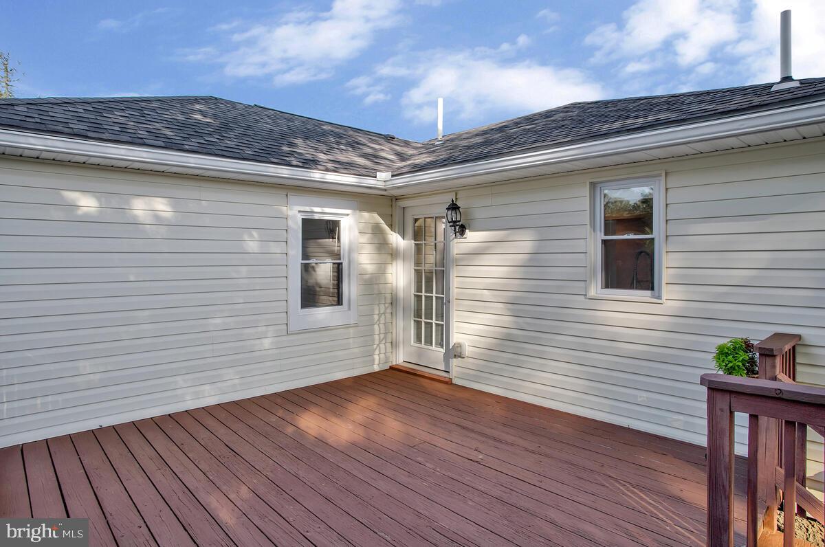 COLONIAL DRIVE - Residential