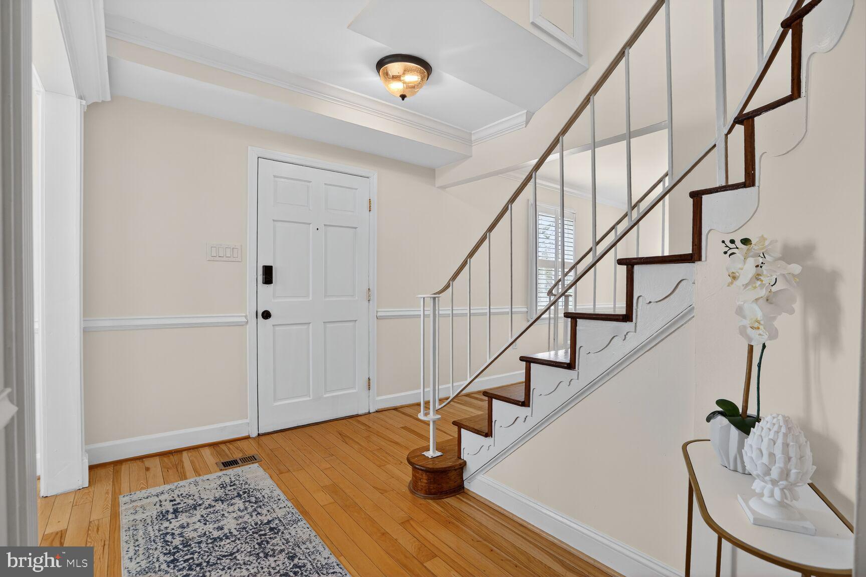 HERITAGE SQUARE - Residential Lease