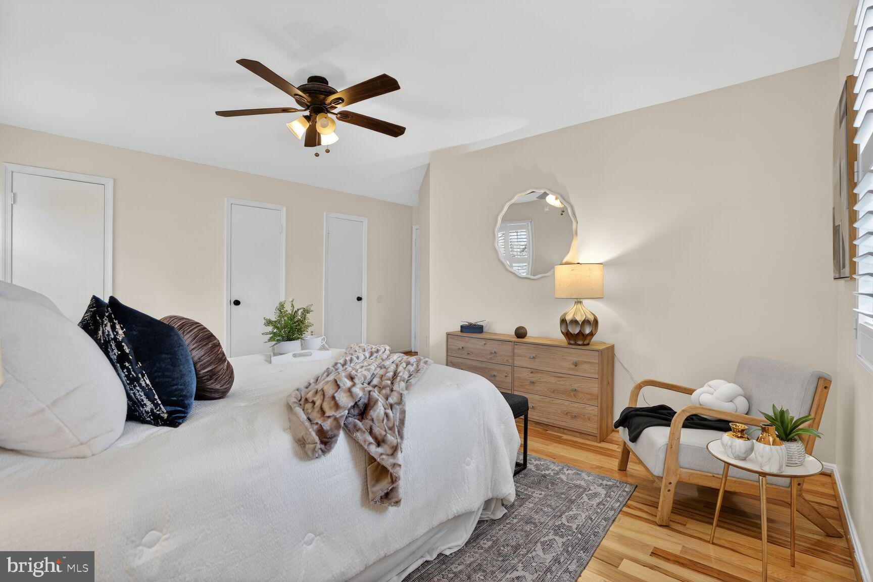 HERITAGE SQUARE - Residential Lease