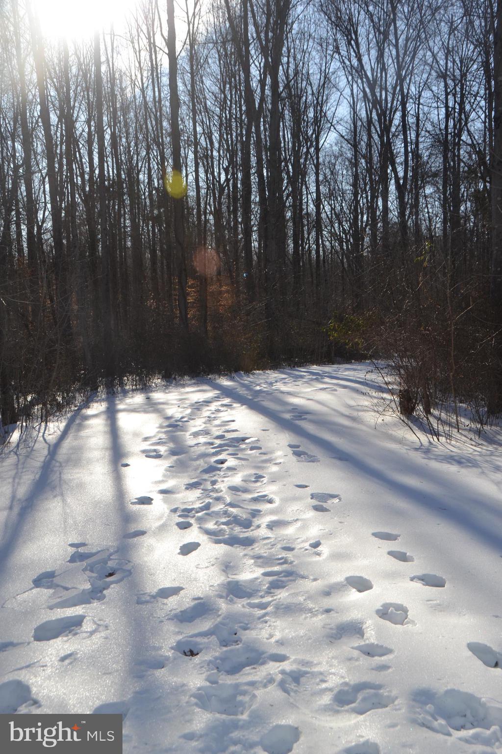 HERITAGE SQUARE - Residential Lease