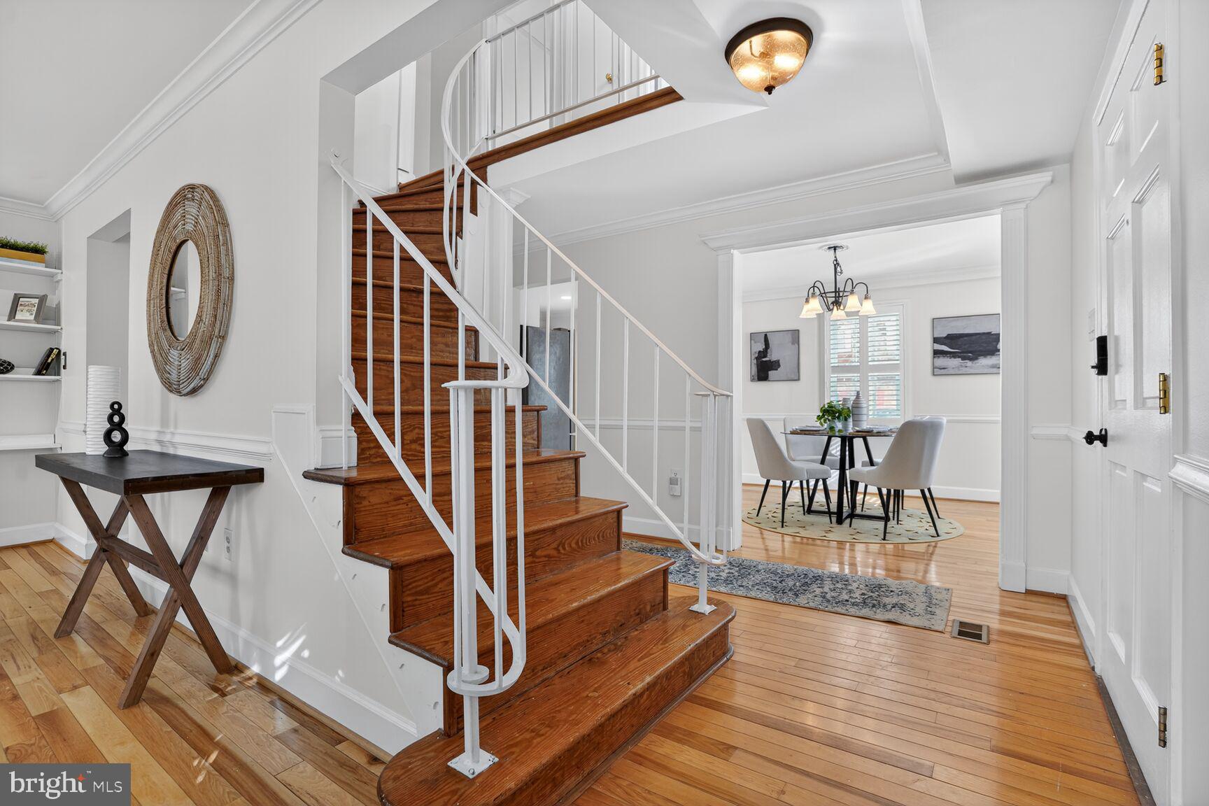 HERITAGE SQUARE - Residential Lease