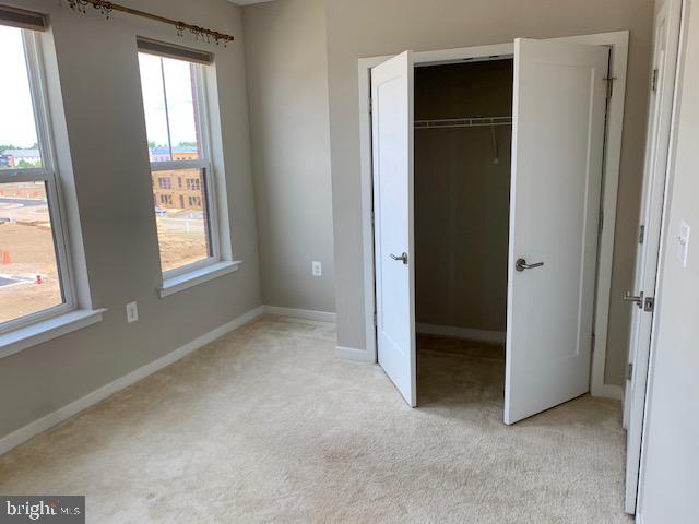 BRAMBLETON TOWN CENTER - Residential Lease