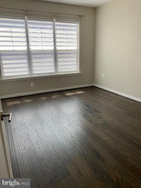 BRAMBLETON TOWN CENTER - Residential Lease