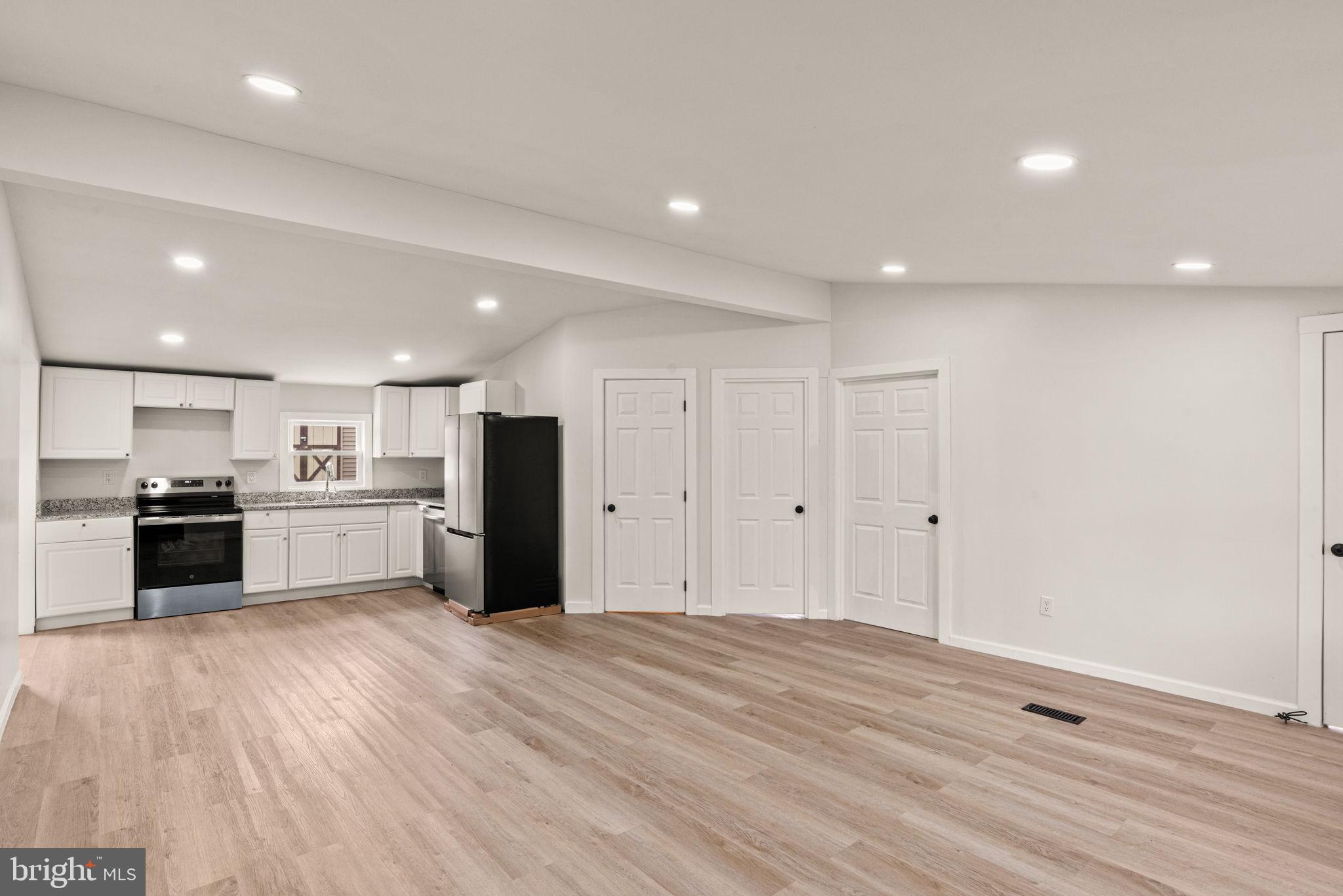 2 HEATHER DRIVE