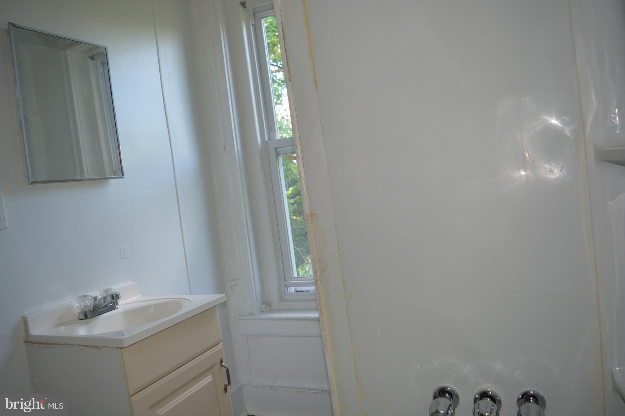 OVERBROOK HILLS - Residential Income