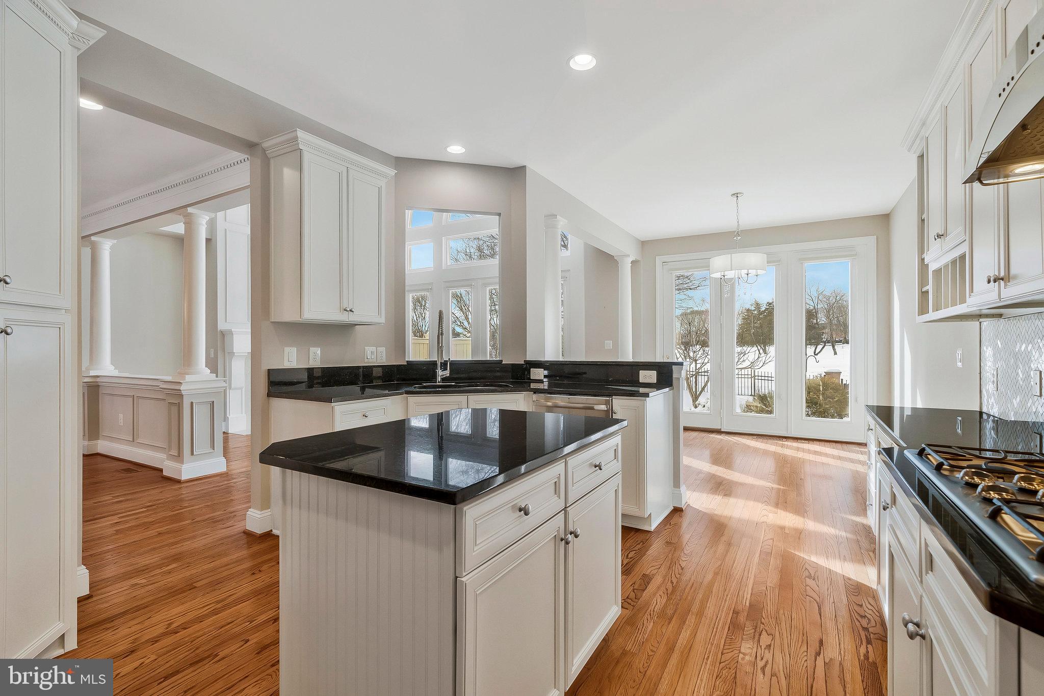 RIVER CREEK - Residential