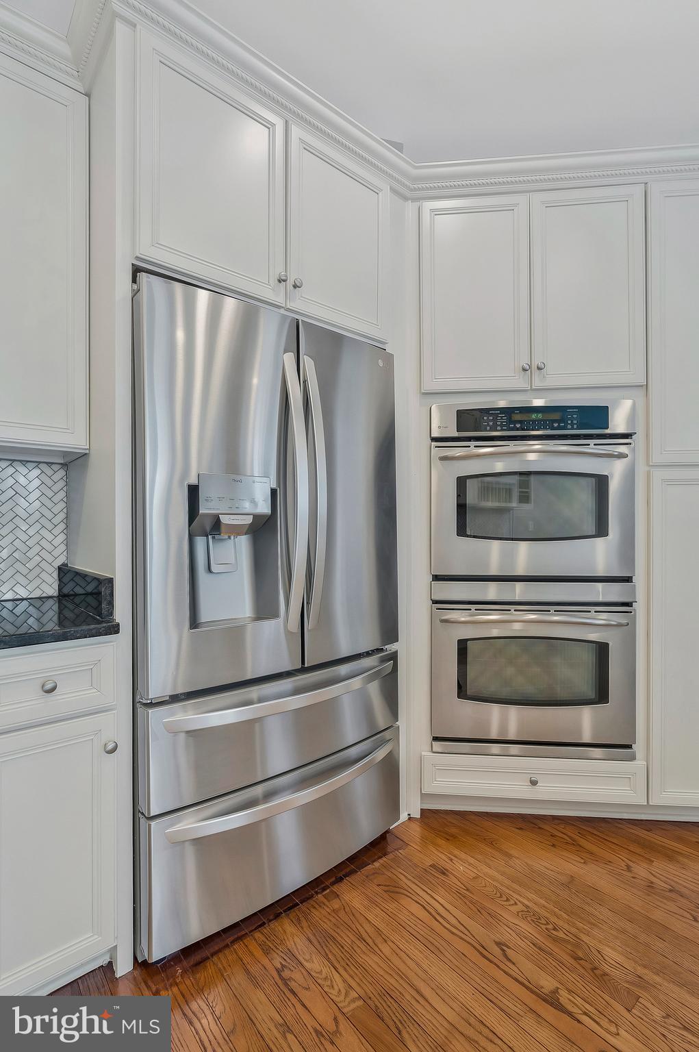 RIVER CREEK - Residential