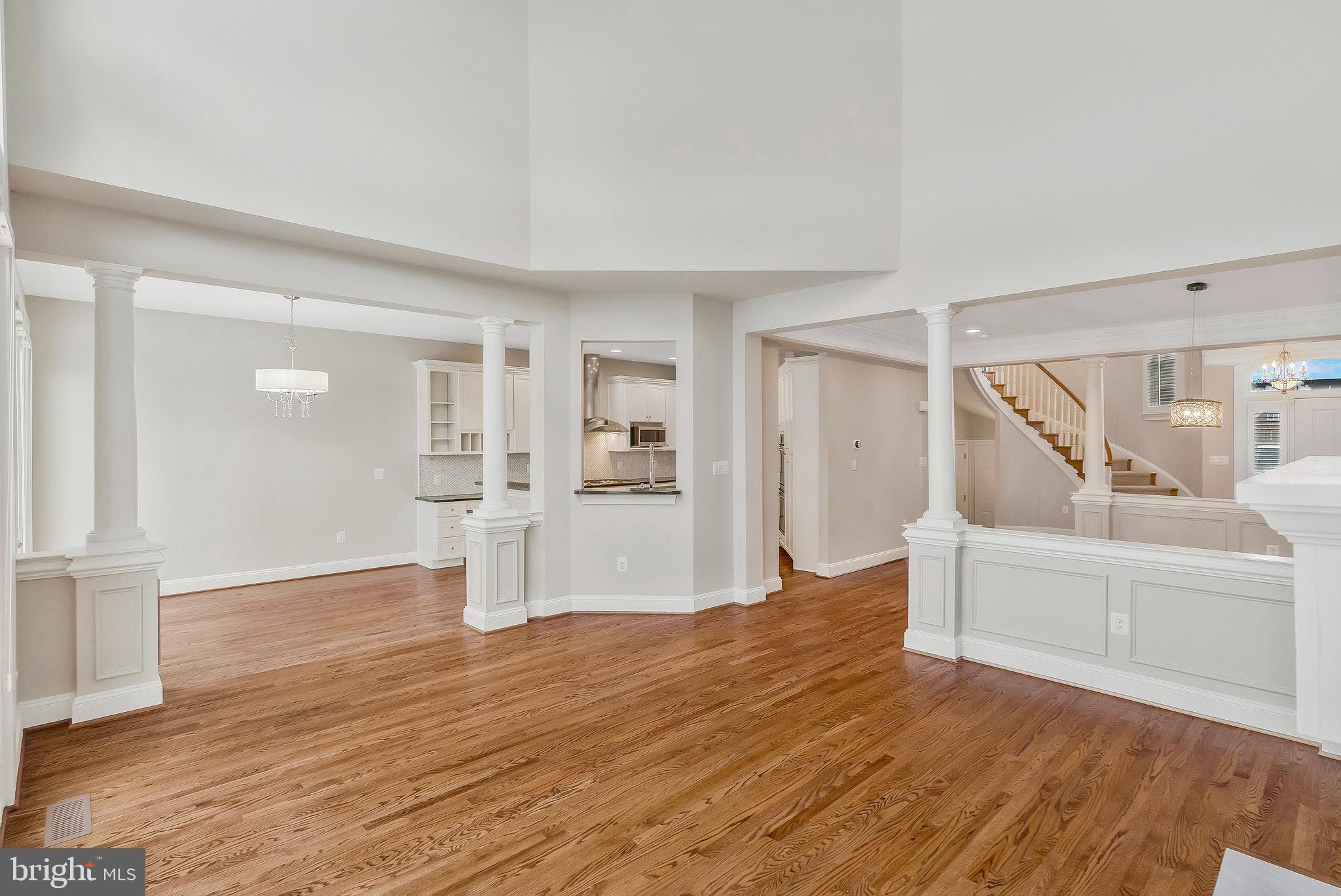 RIVER CREEK - Residential