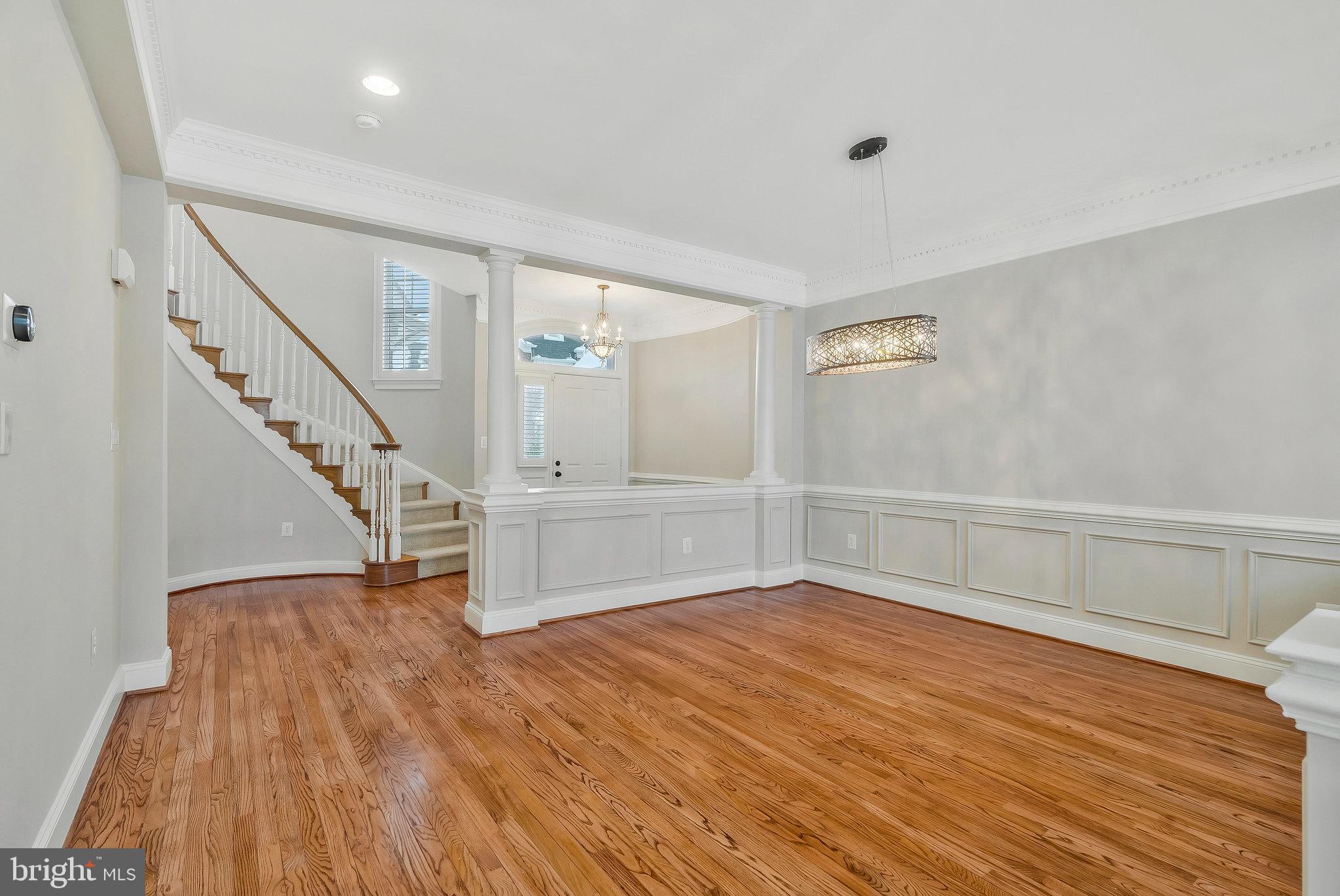 RIVER CREEK - Residential