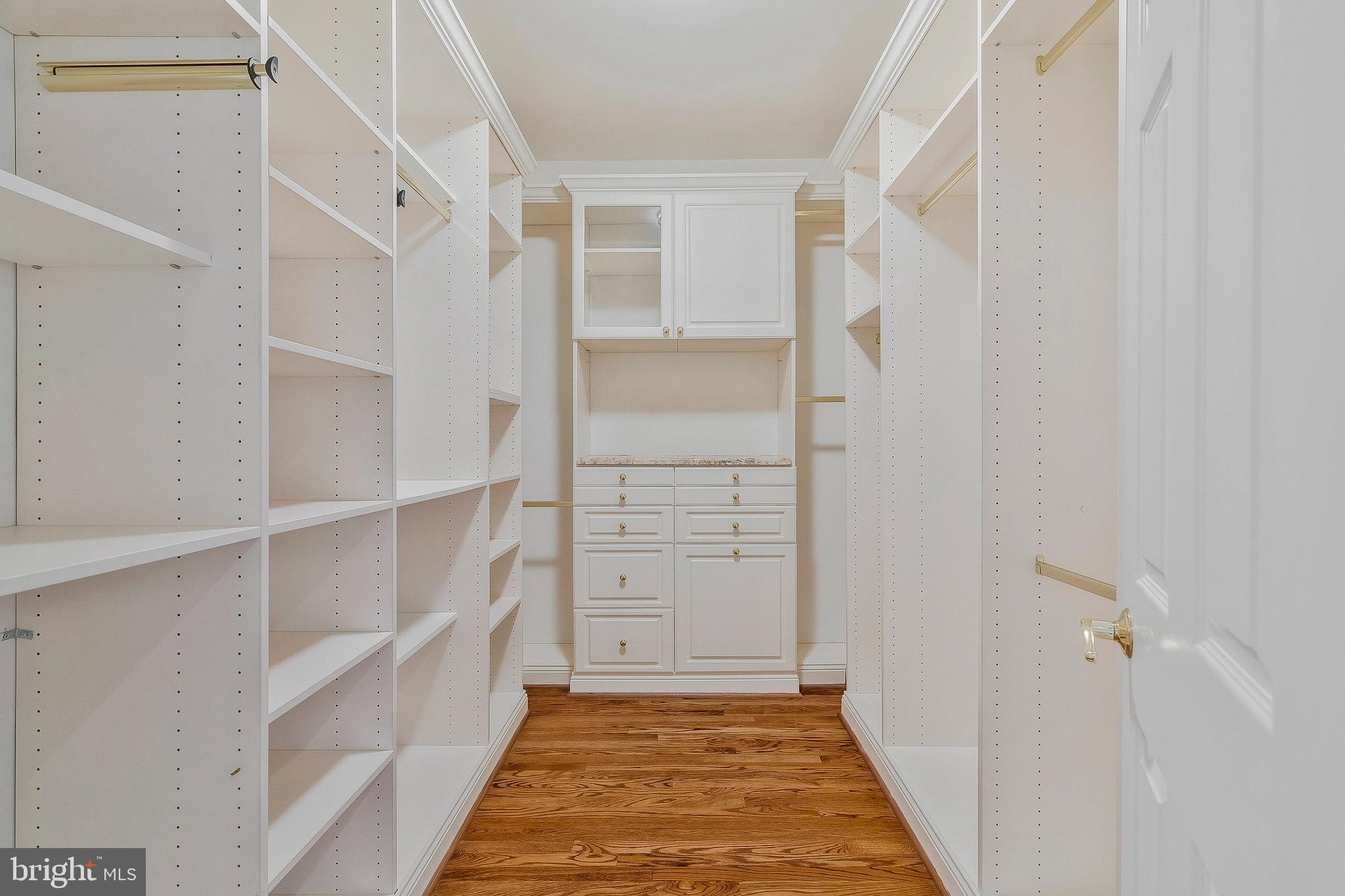 RIVER CREEK - Residential