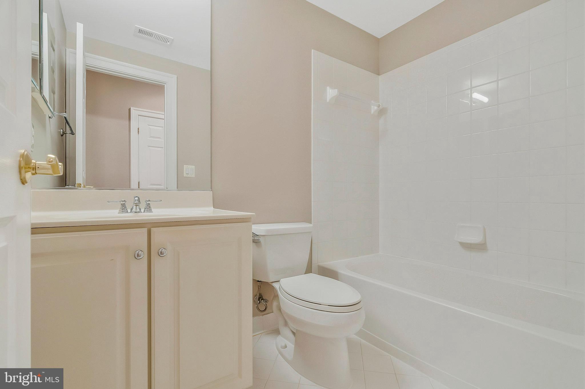 RIVER CREEK - Residential