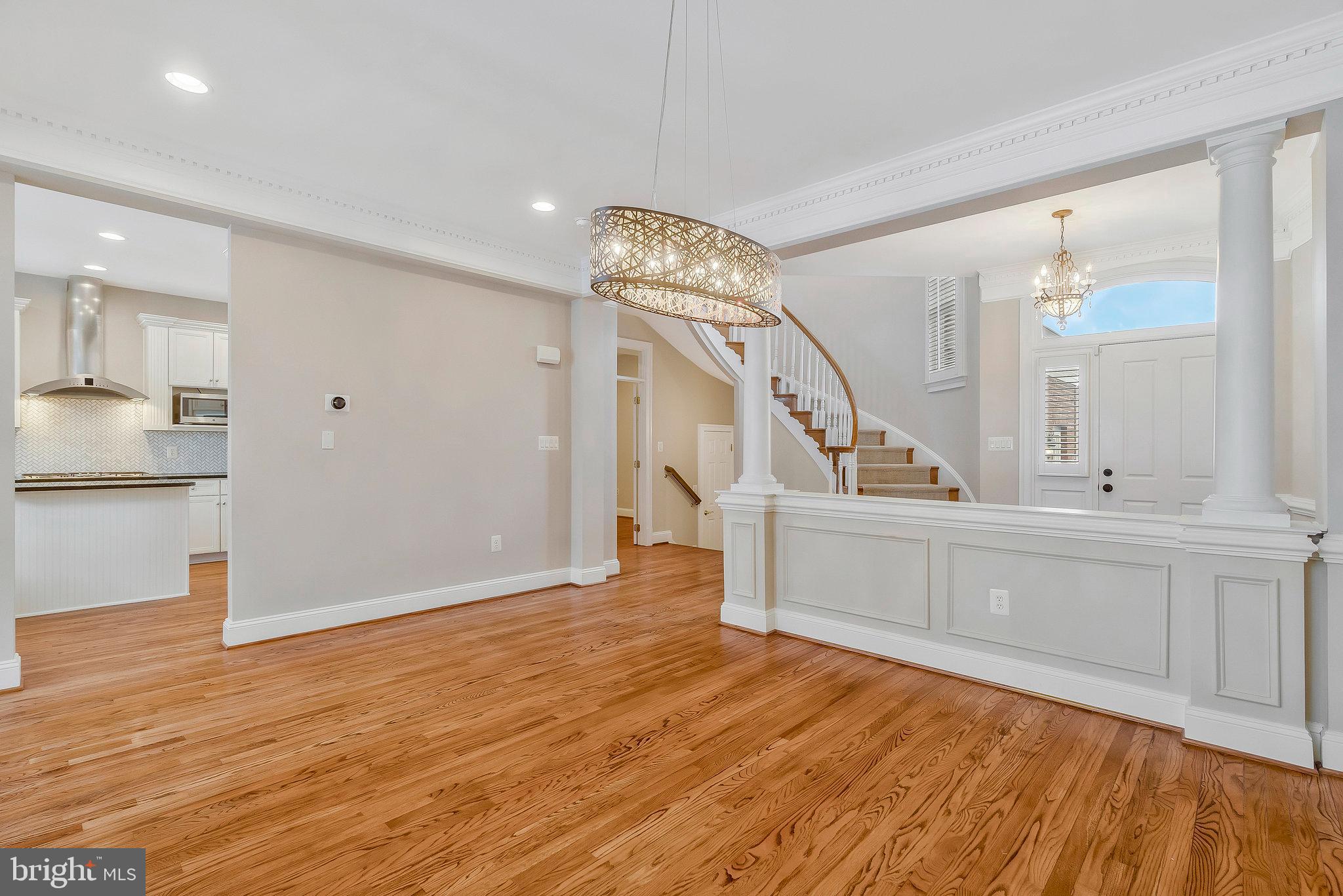 RIVER CREEK - Residential