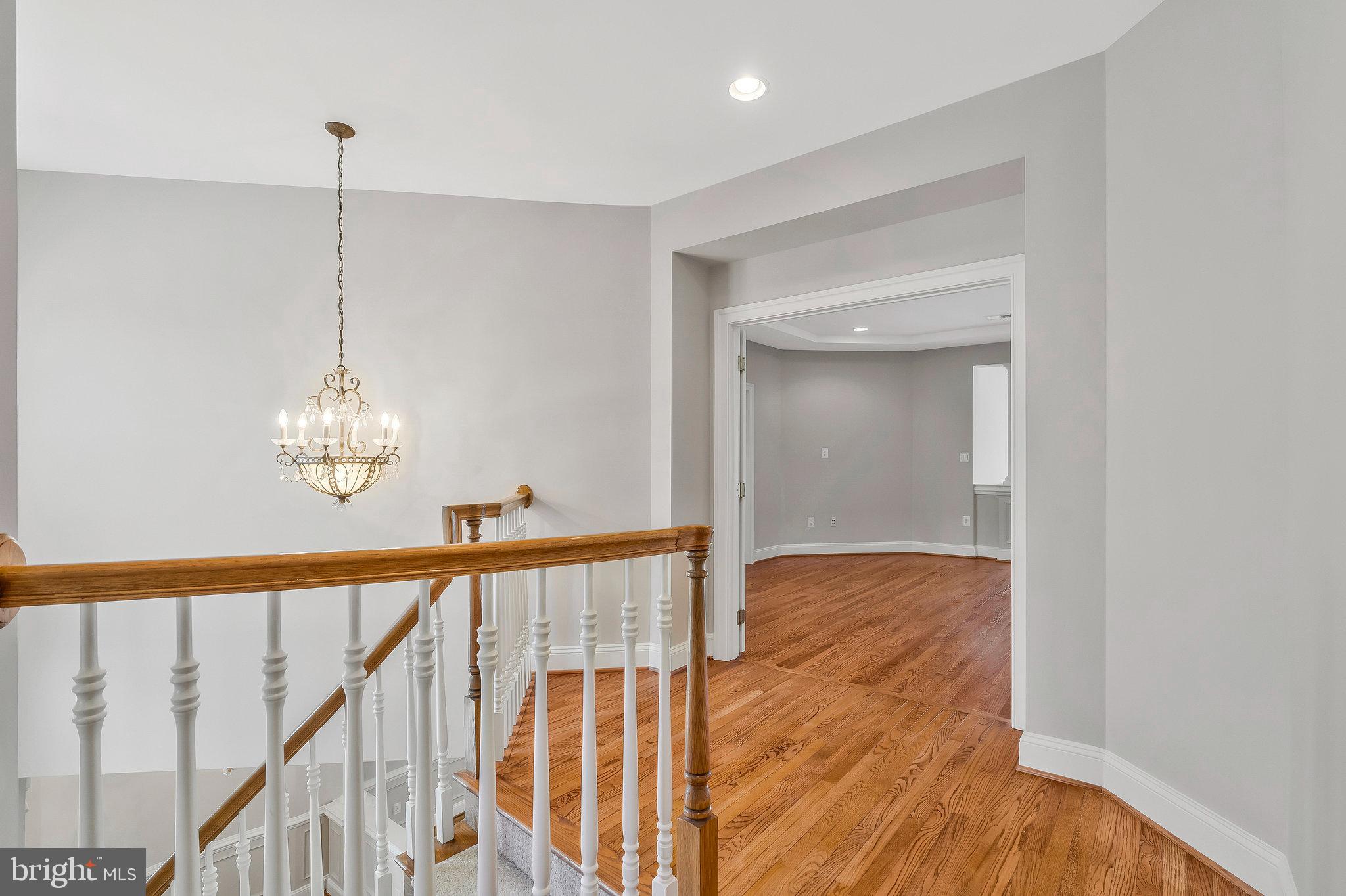 RIVER CREEK - Residential