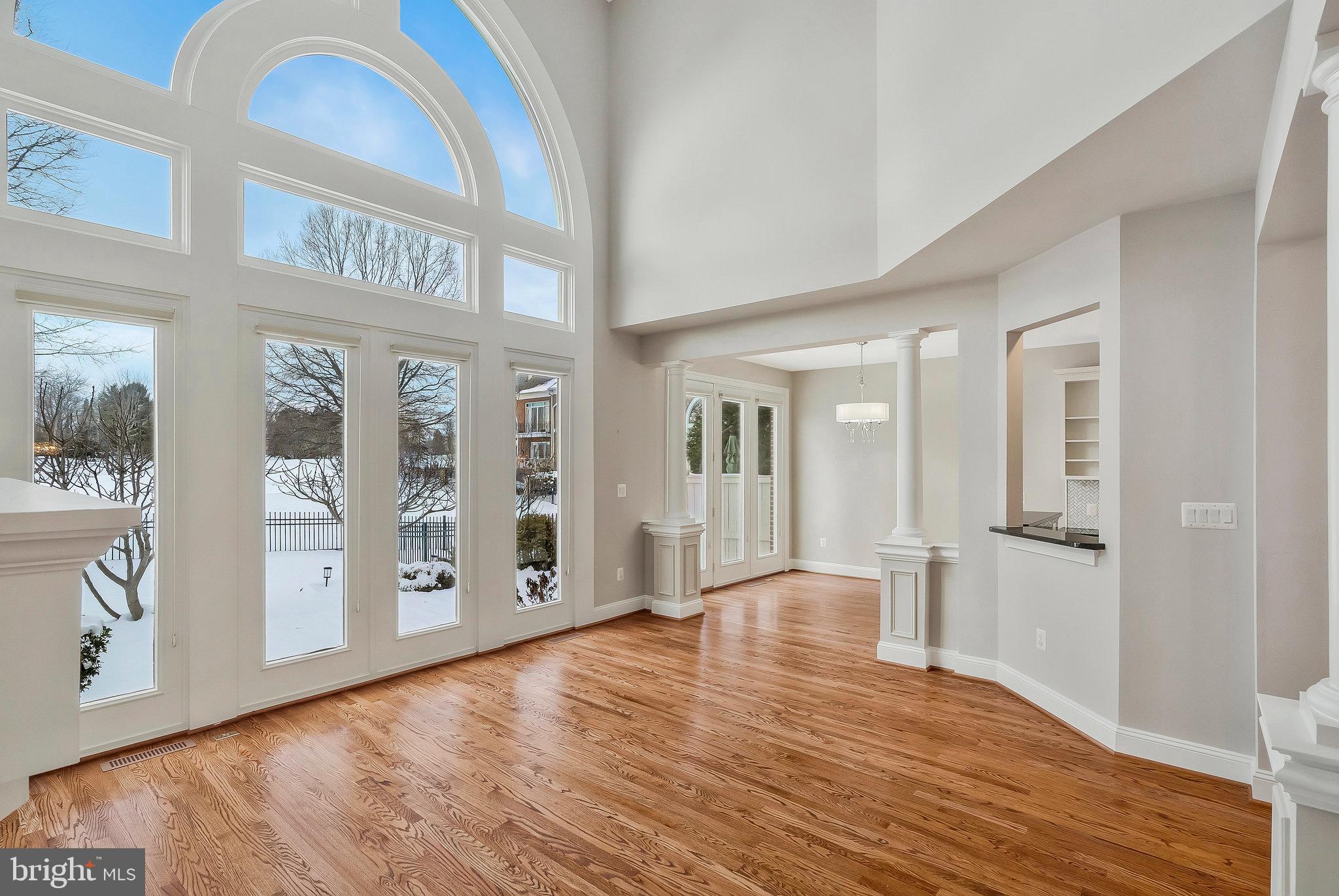 RIVER CREEK - Residential