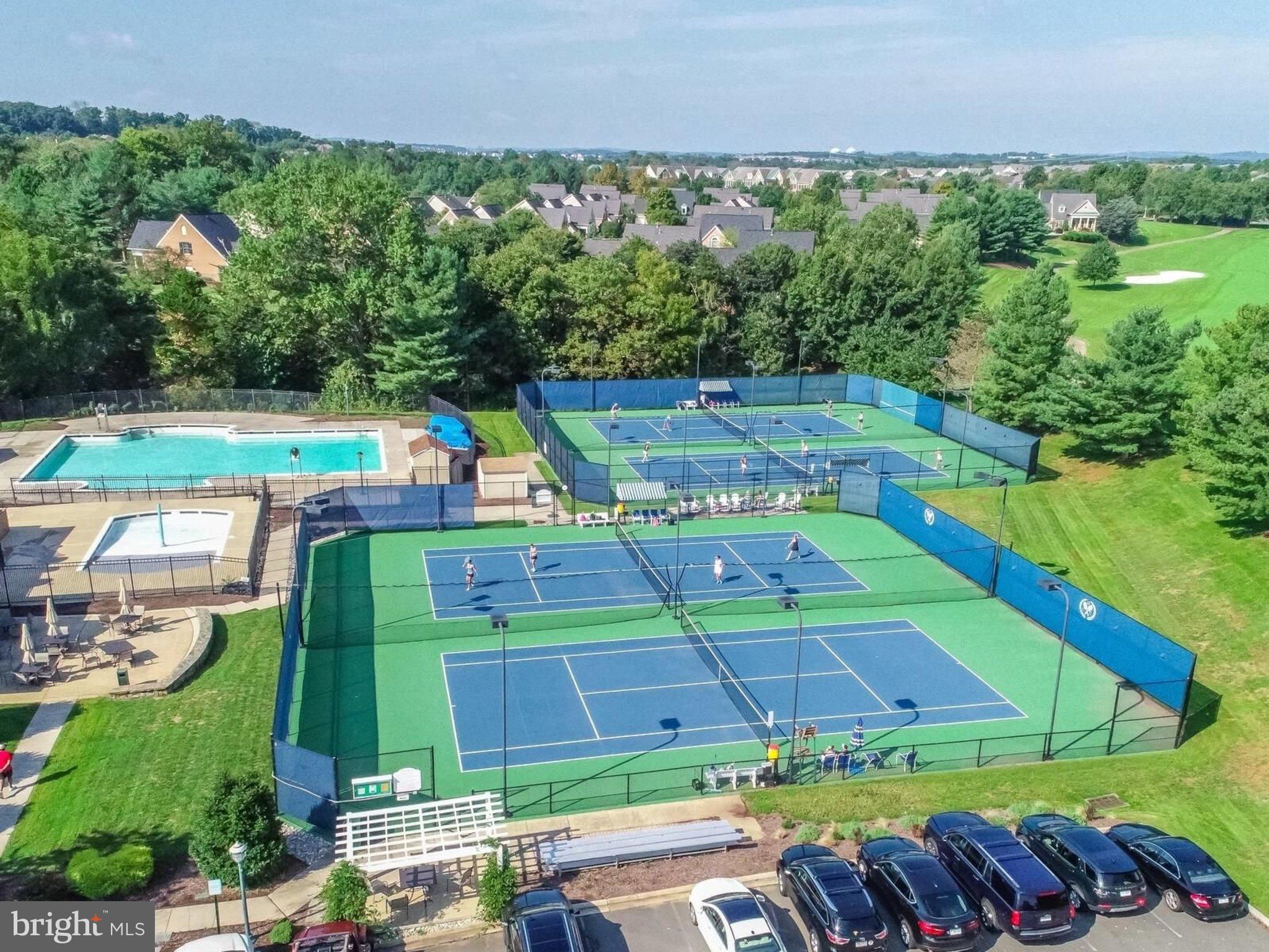 RIVER CREEK - Residential