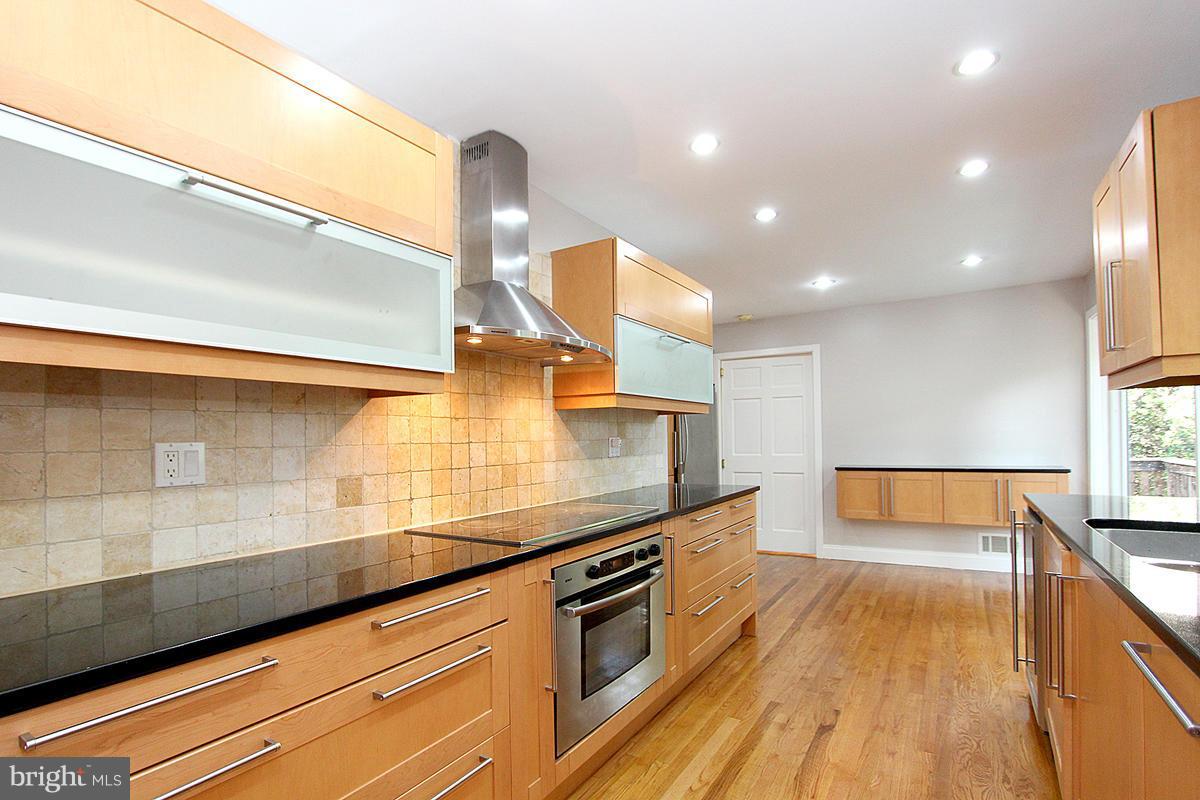 WILLERBURN ACRES - Residential Lease