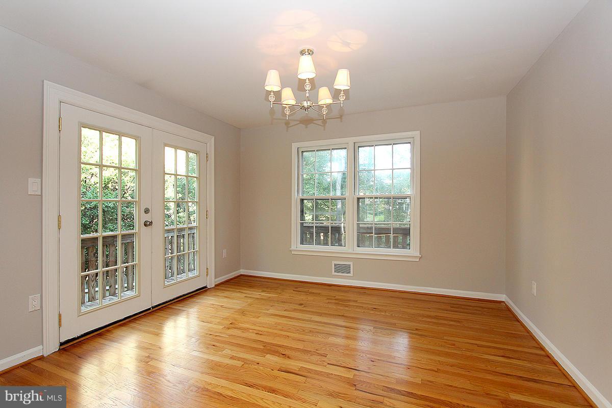 WILLERBURN ACRES - Residential Lease