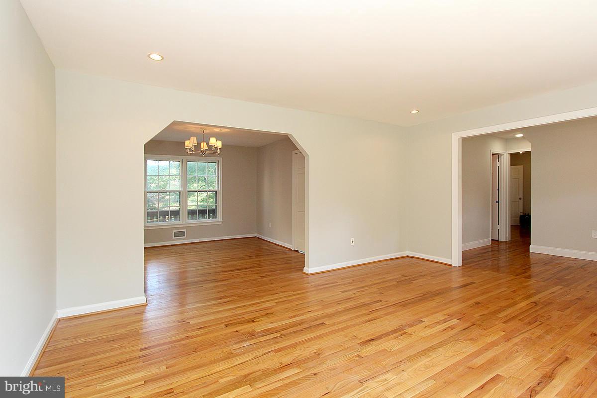 WILLERBURN ACRES - Residential Lease