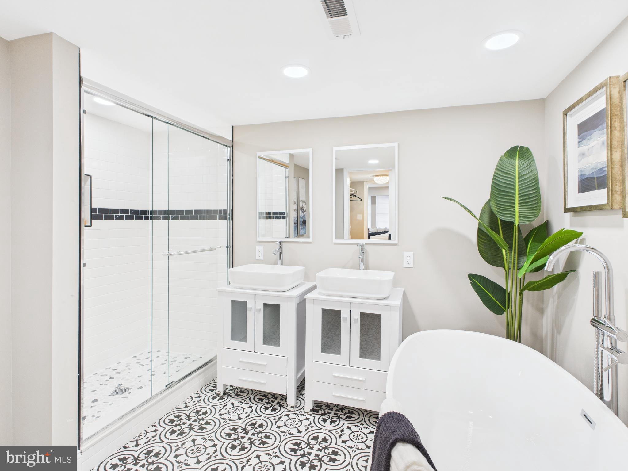 GERMANTOWN - Residential