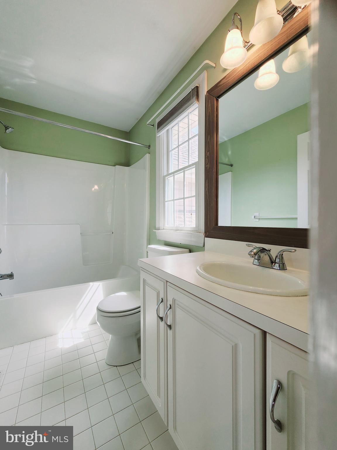 KNOLLS OF BIRMINGH - Residential